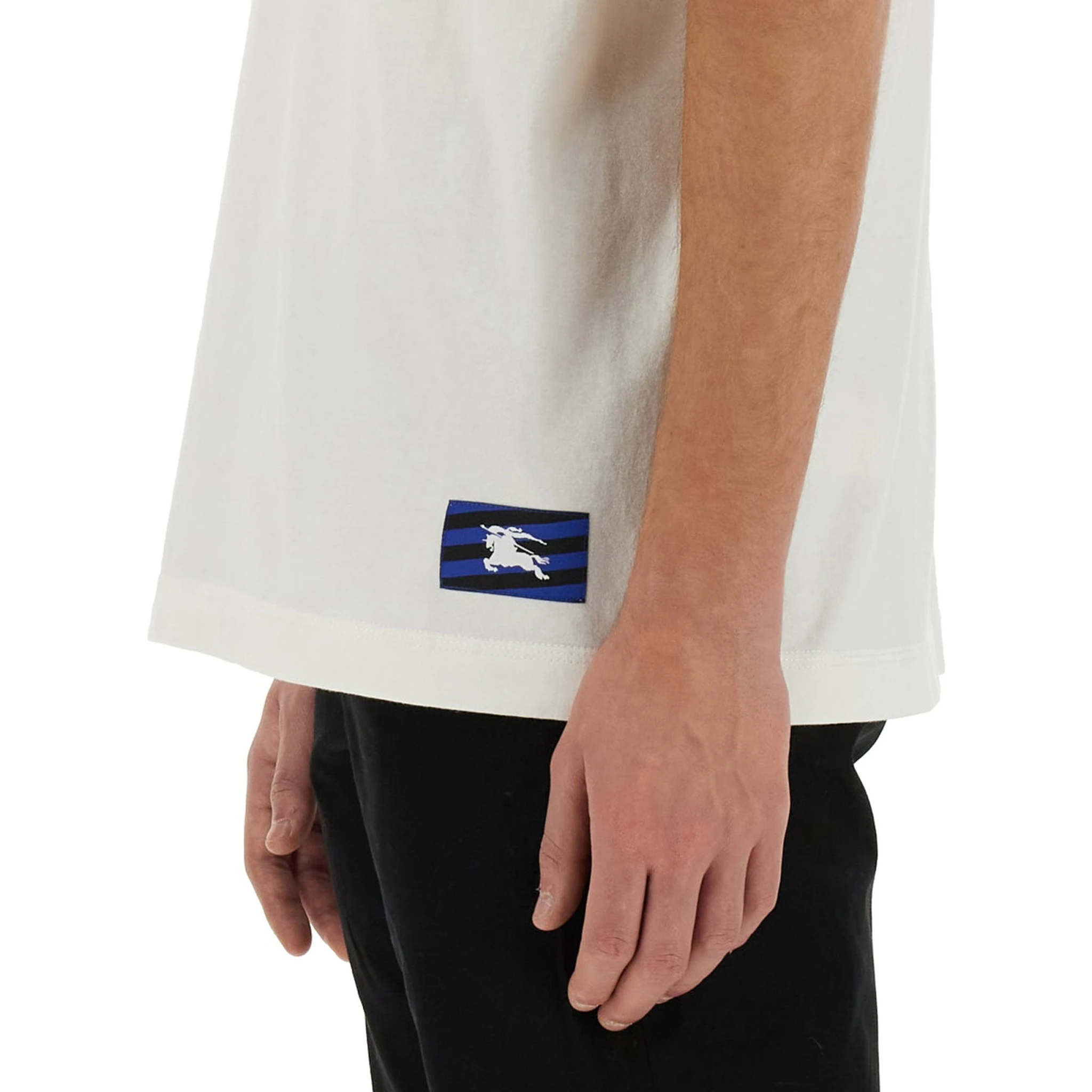 T-SHIR WITH EKD PATCH