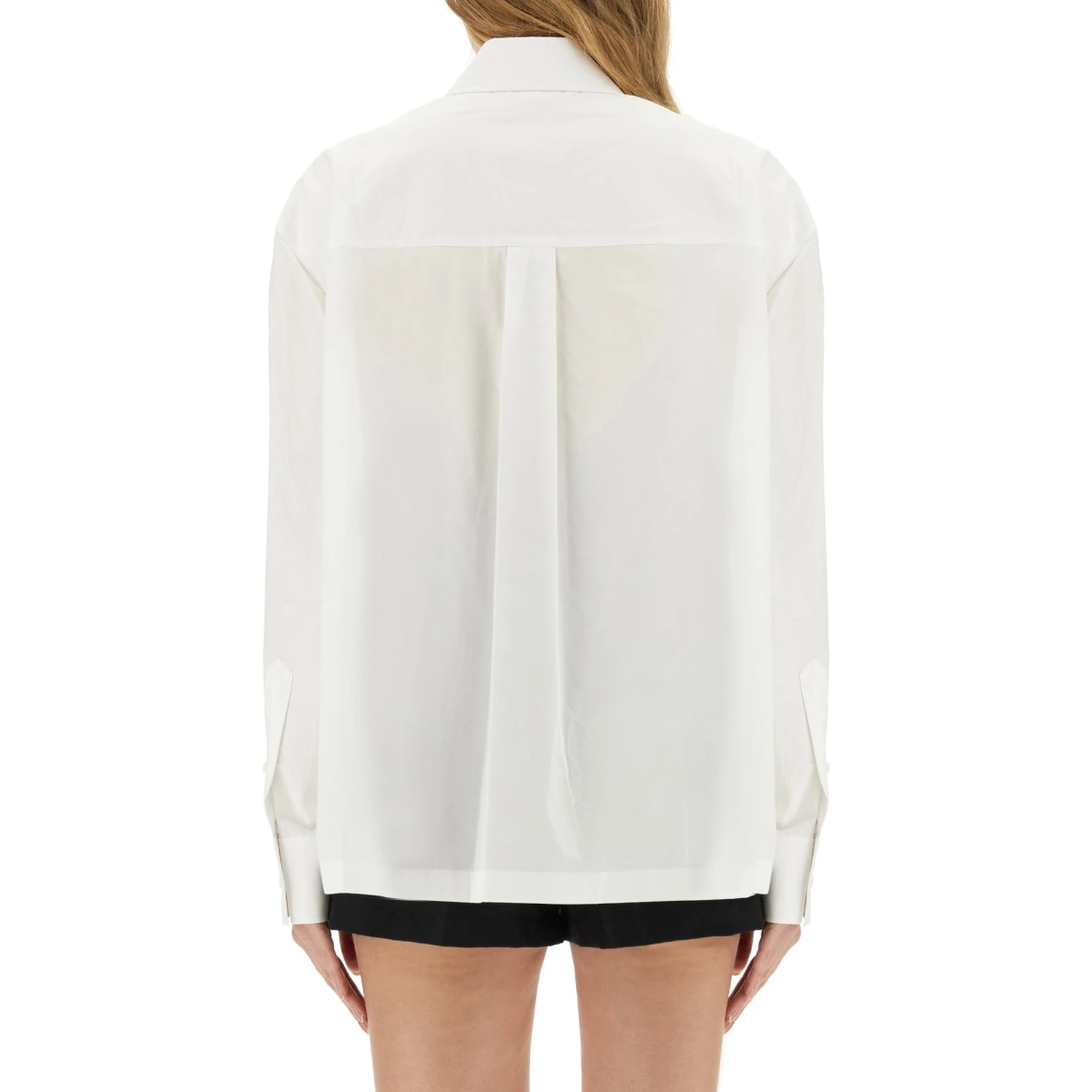 قميص بشعار