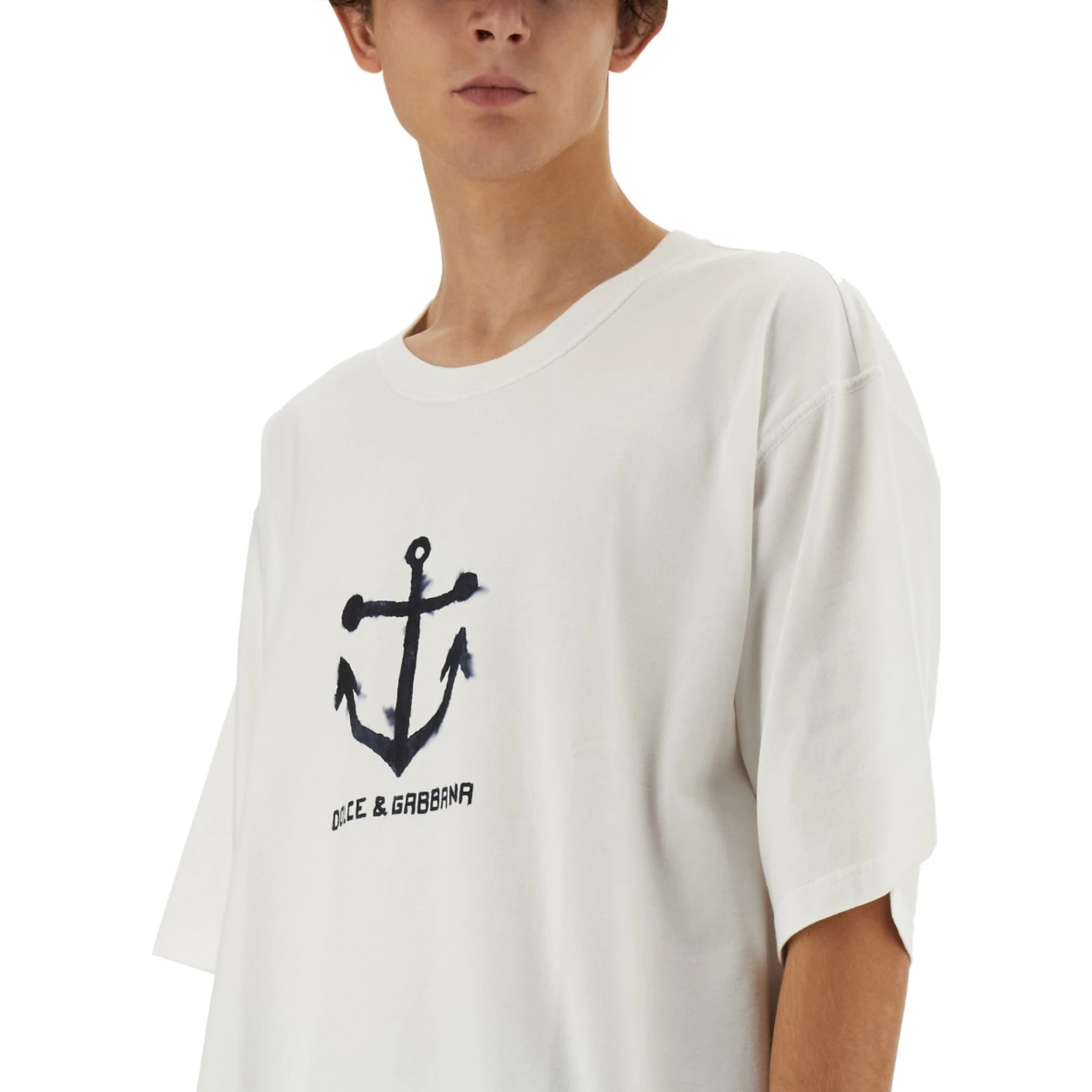T-SHIRT WITH LOGO
