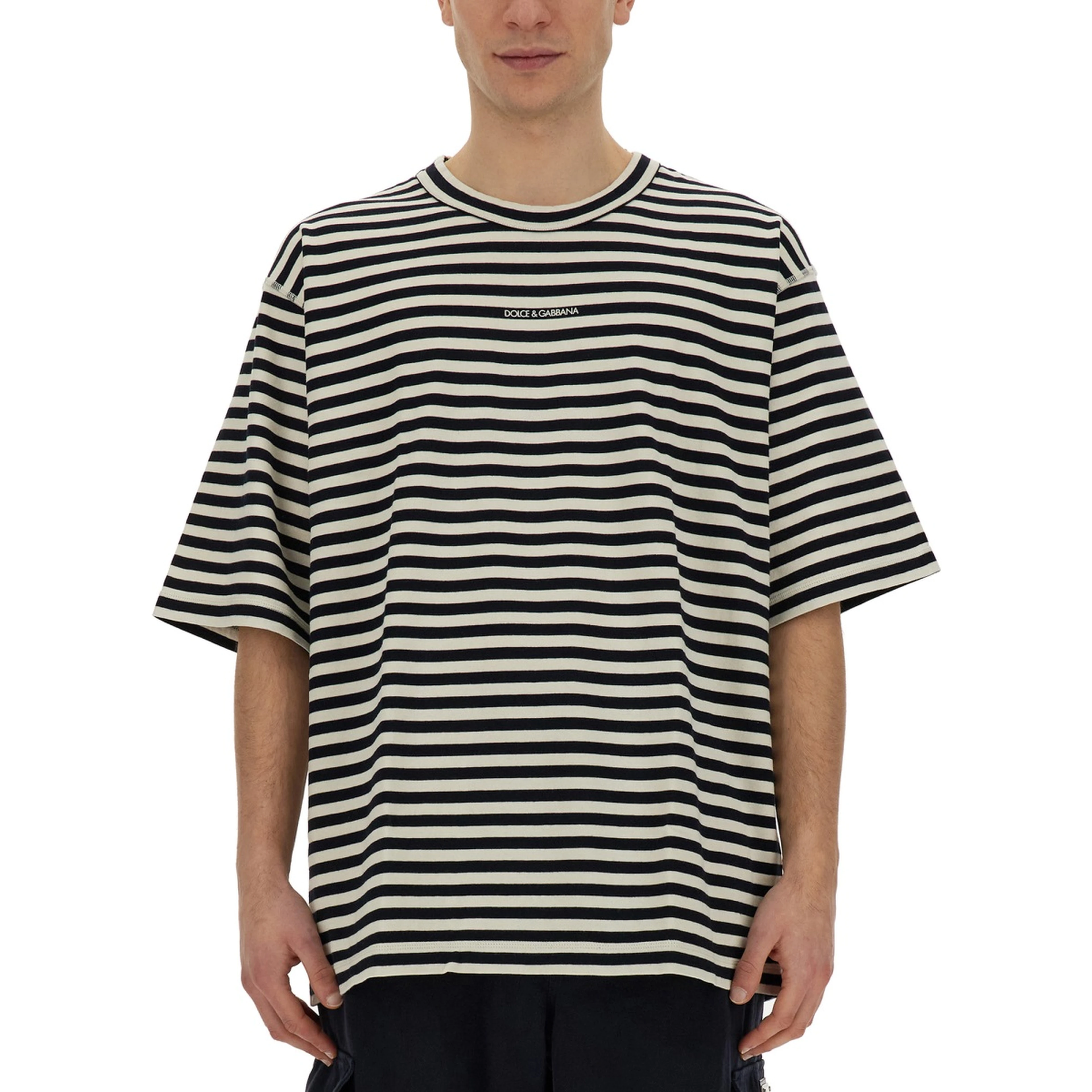 T-SHIRT WITH LOGO