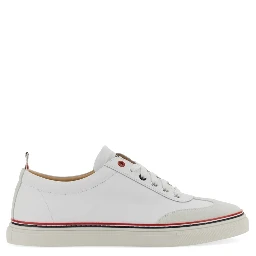 LOW-TOP LEATHER SNEAKER