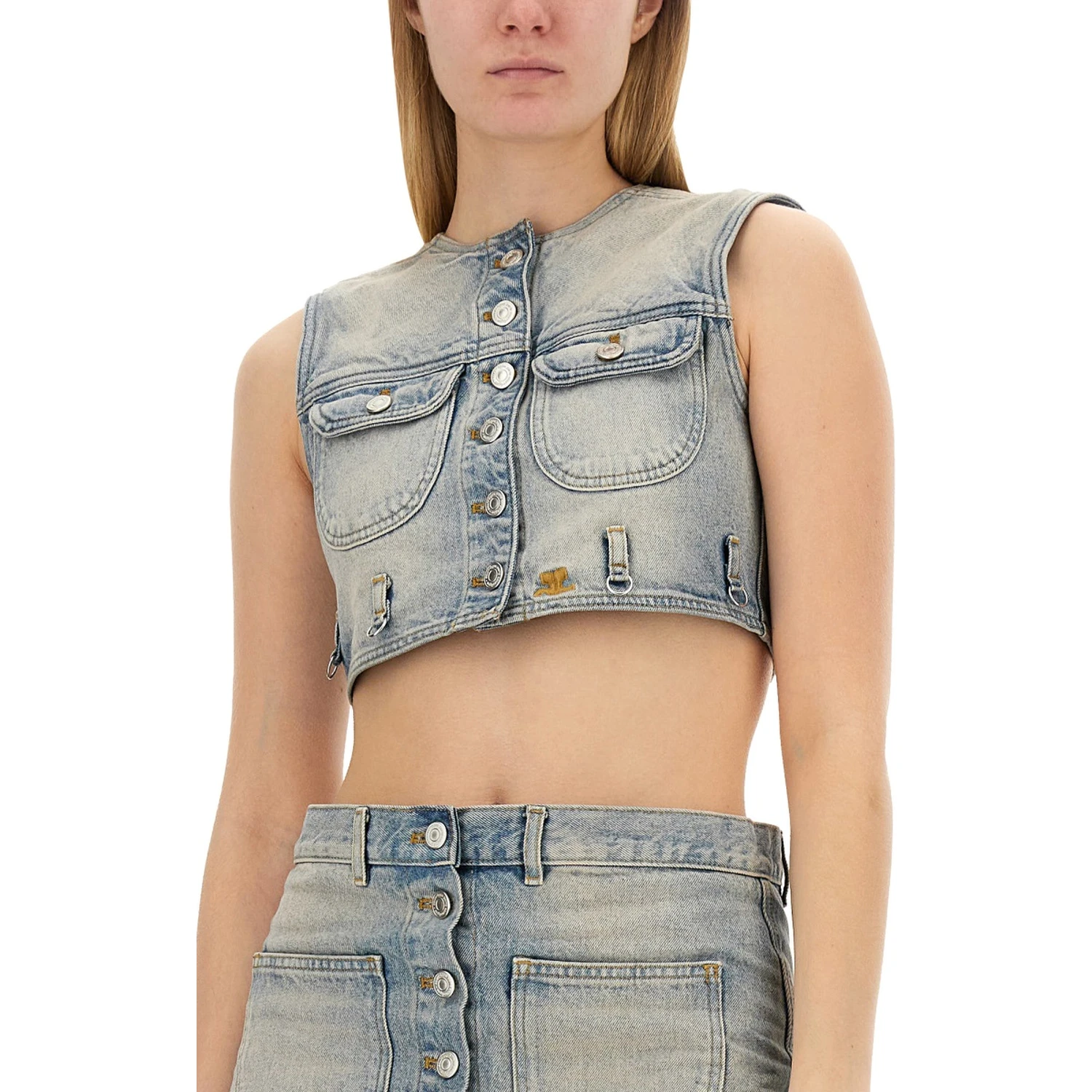 TOP CROPPED
