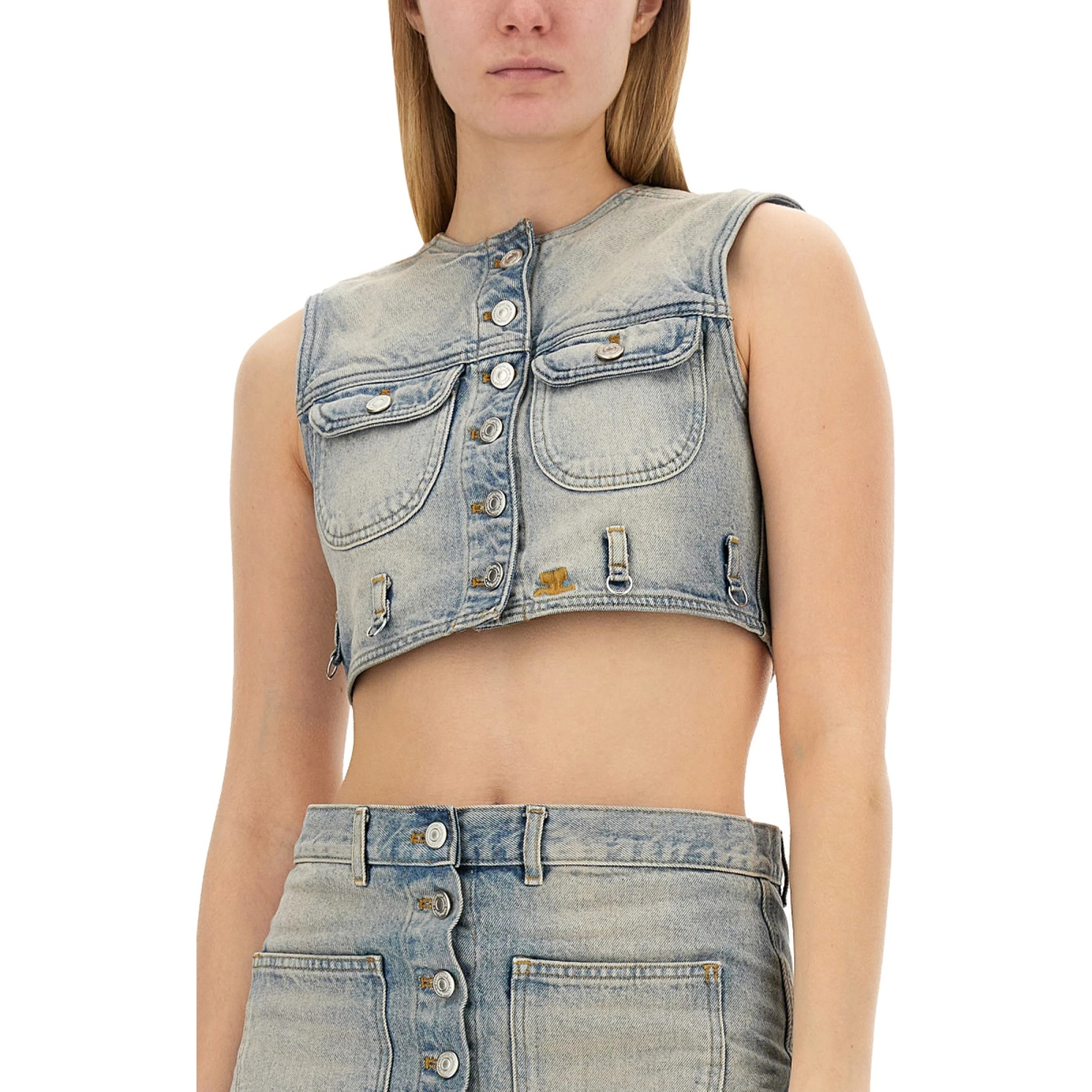 TOP CROPPED