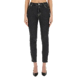 بنطلون جينز ضيق