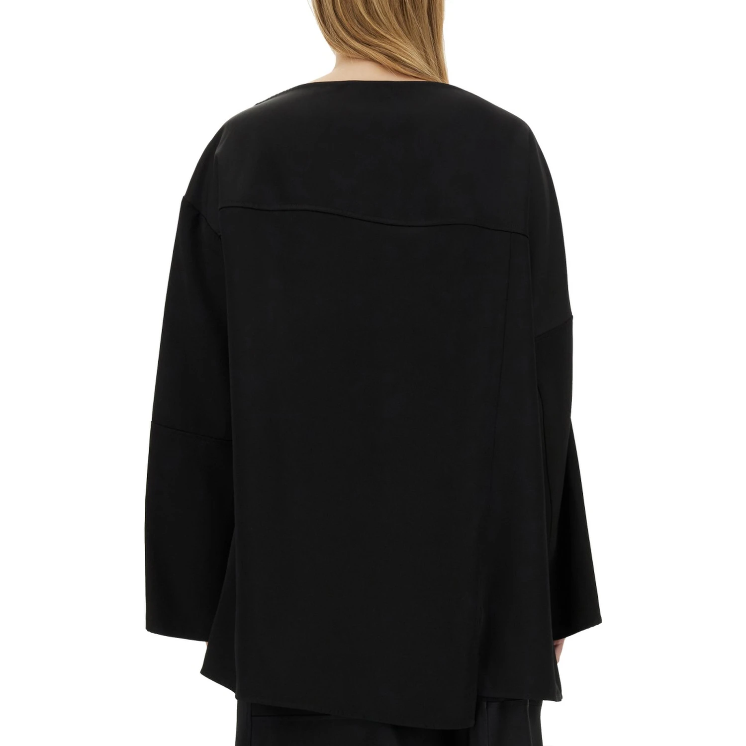 ASYMMETRICAL TOP