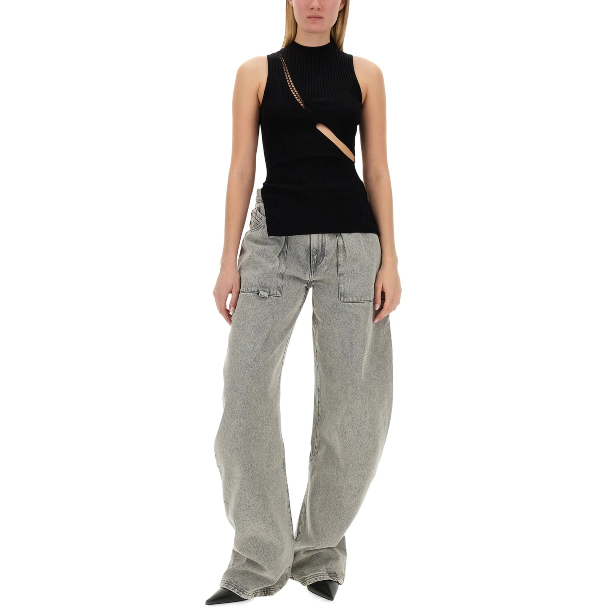 TOP WITH CUT OUT DETAILS