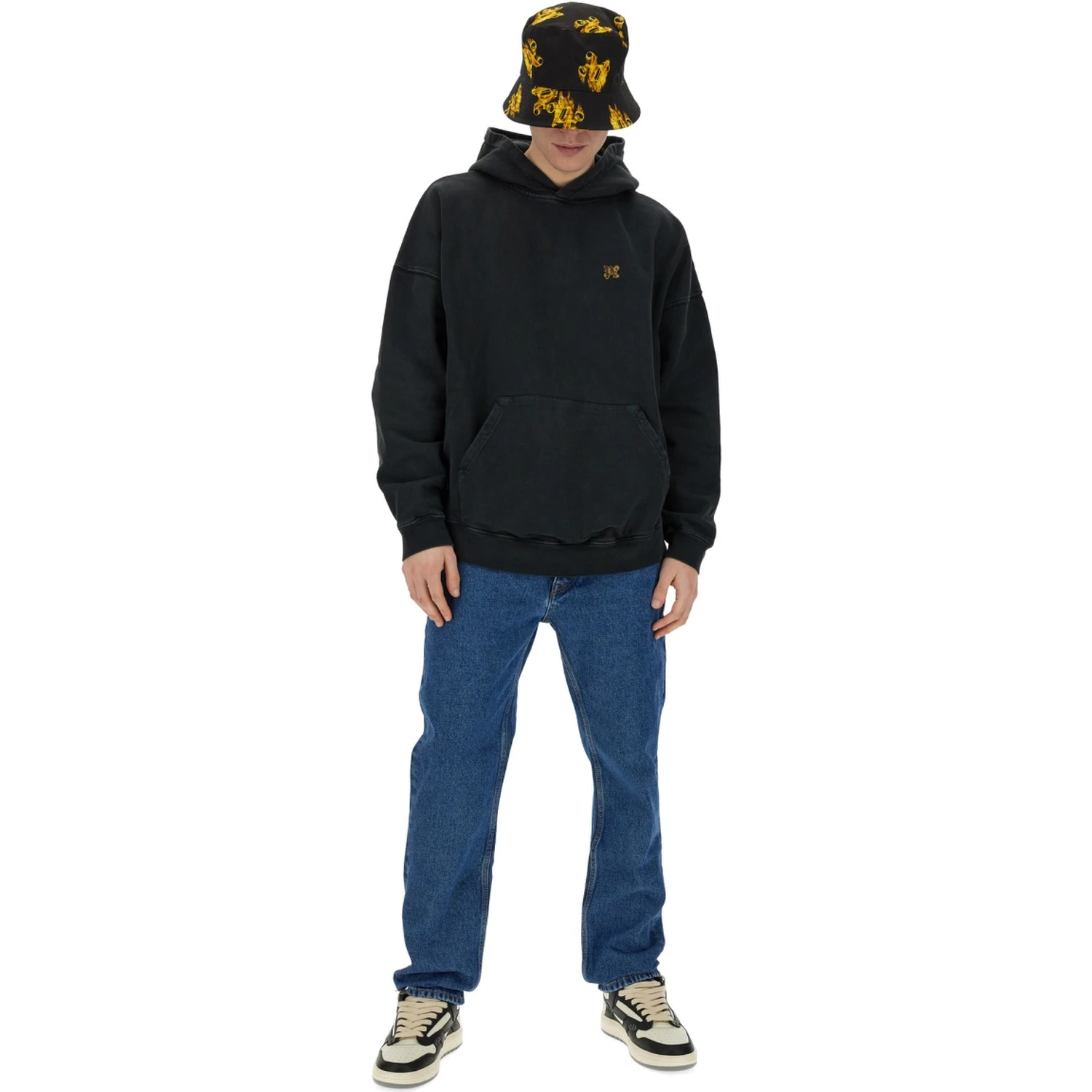 STRAIGHT LEG JEANS