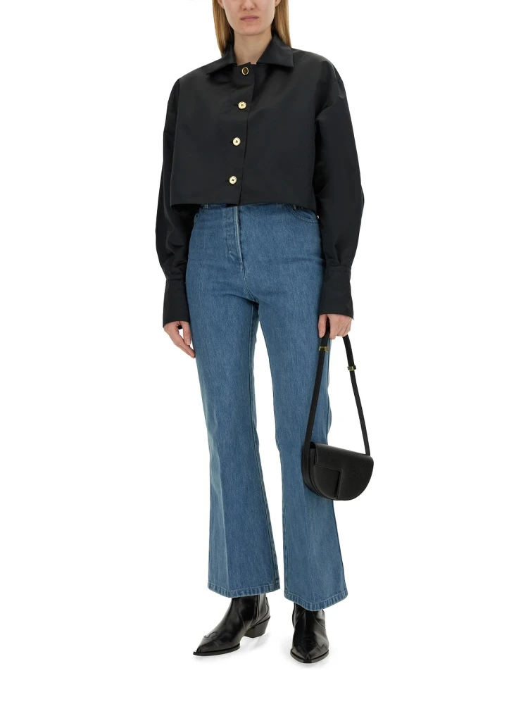 بنطلون جينز بقصة واسعة من الأسفل alternative