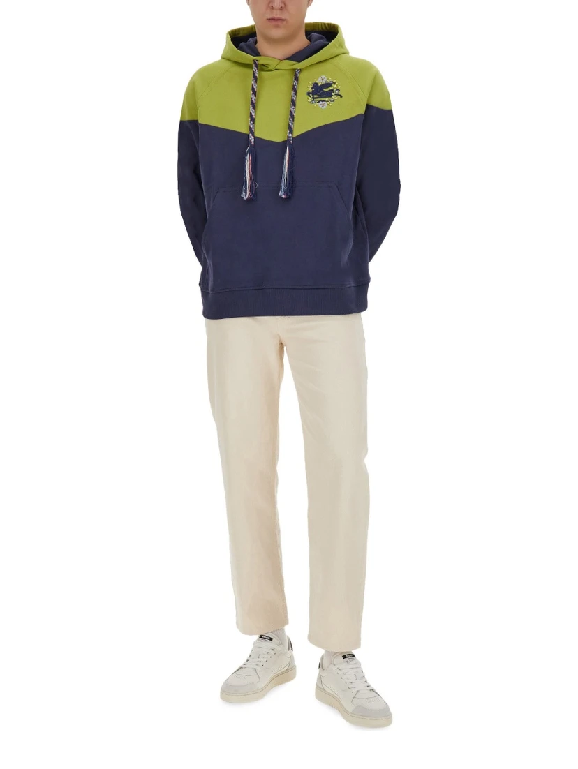 HOODED SWEATSHIRT WITH LOGO