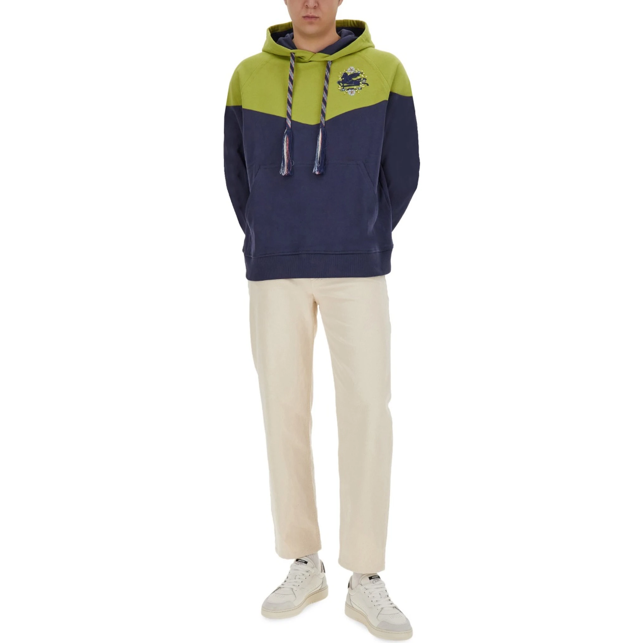 HOODED SWEATSHIRT WITH LOGO