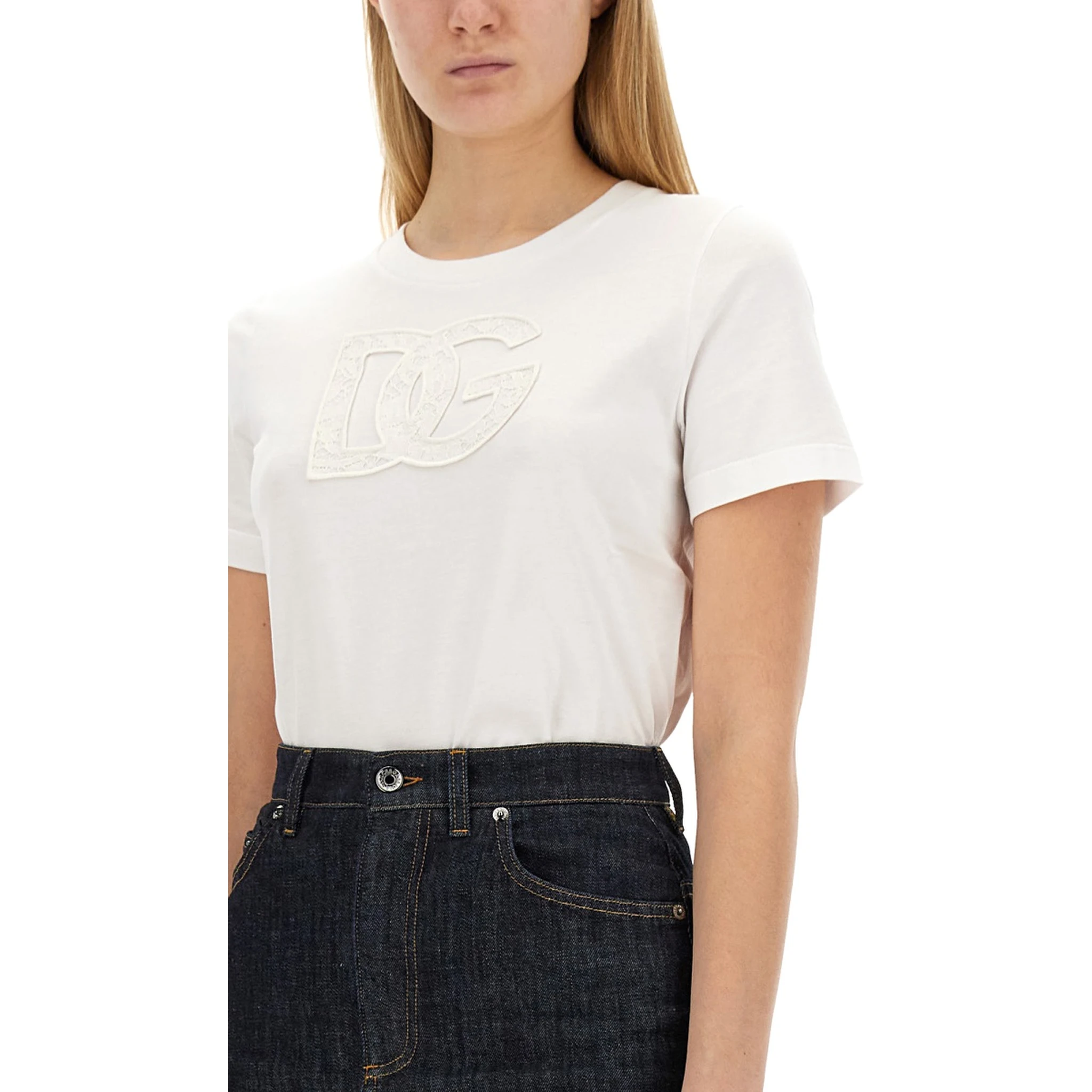 T-SHIRT WITH LOGO PATCH