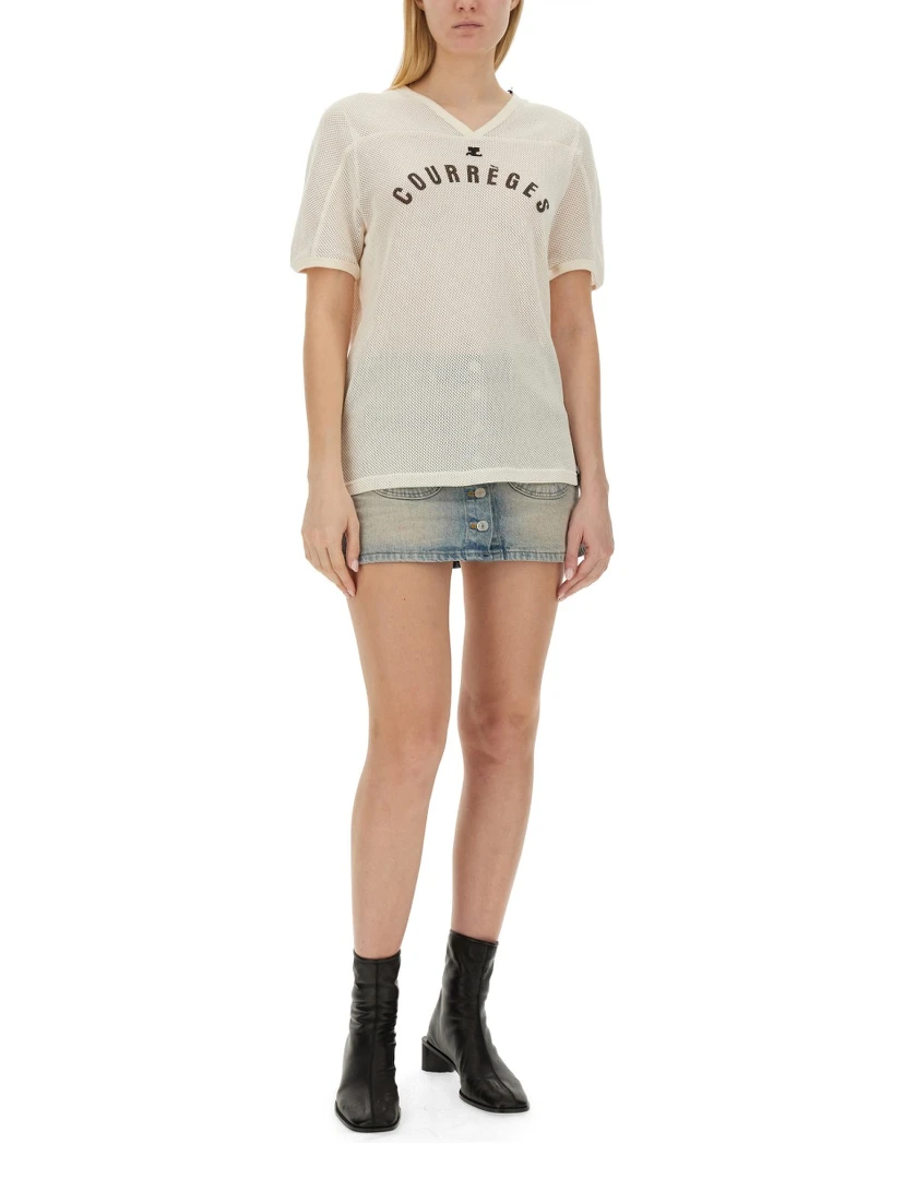 T-SHIRT WITH LOGO