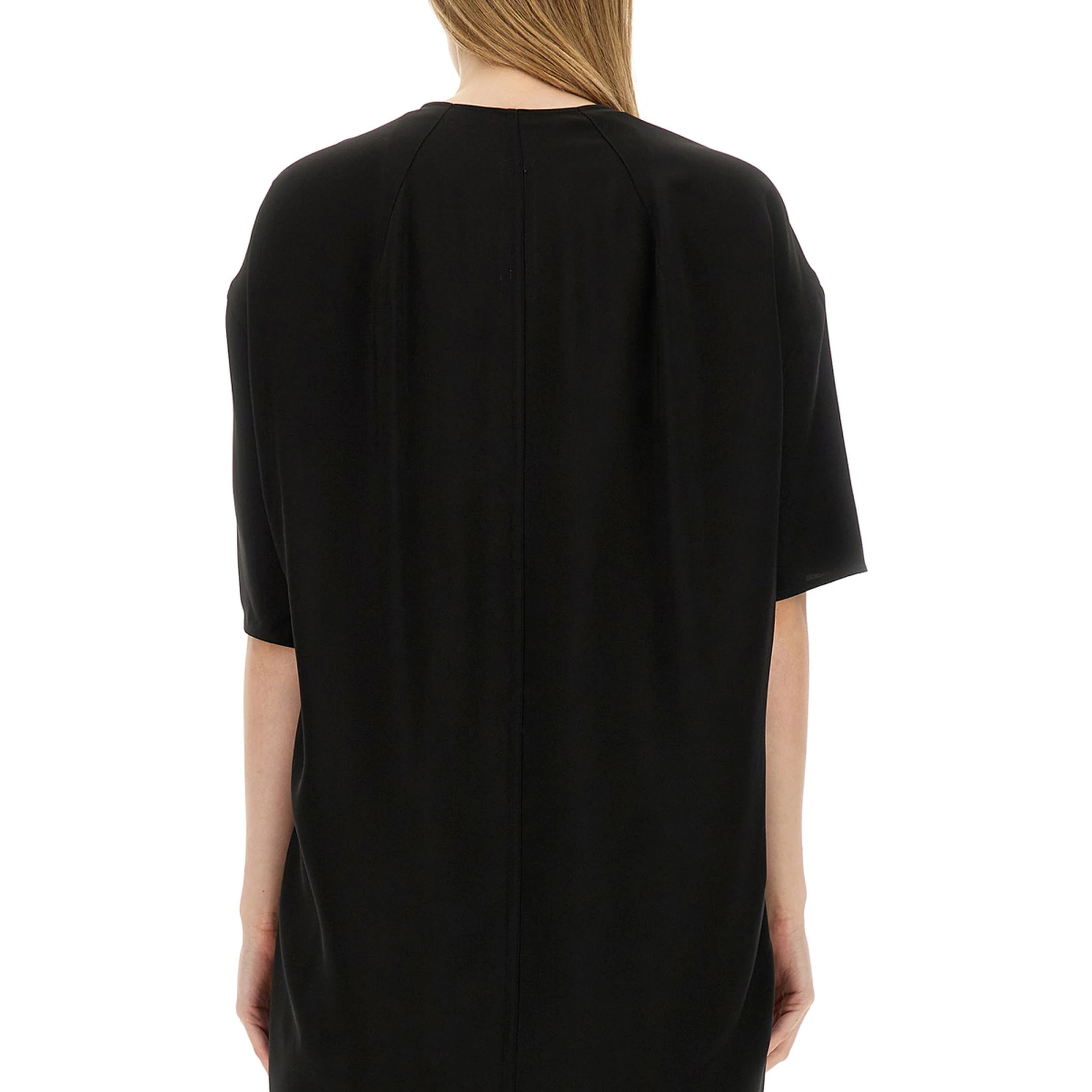 V-NECK T-SHIRT
