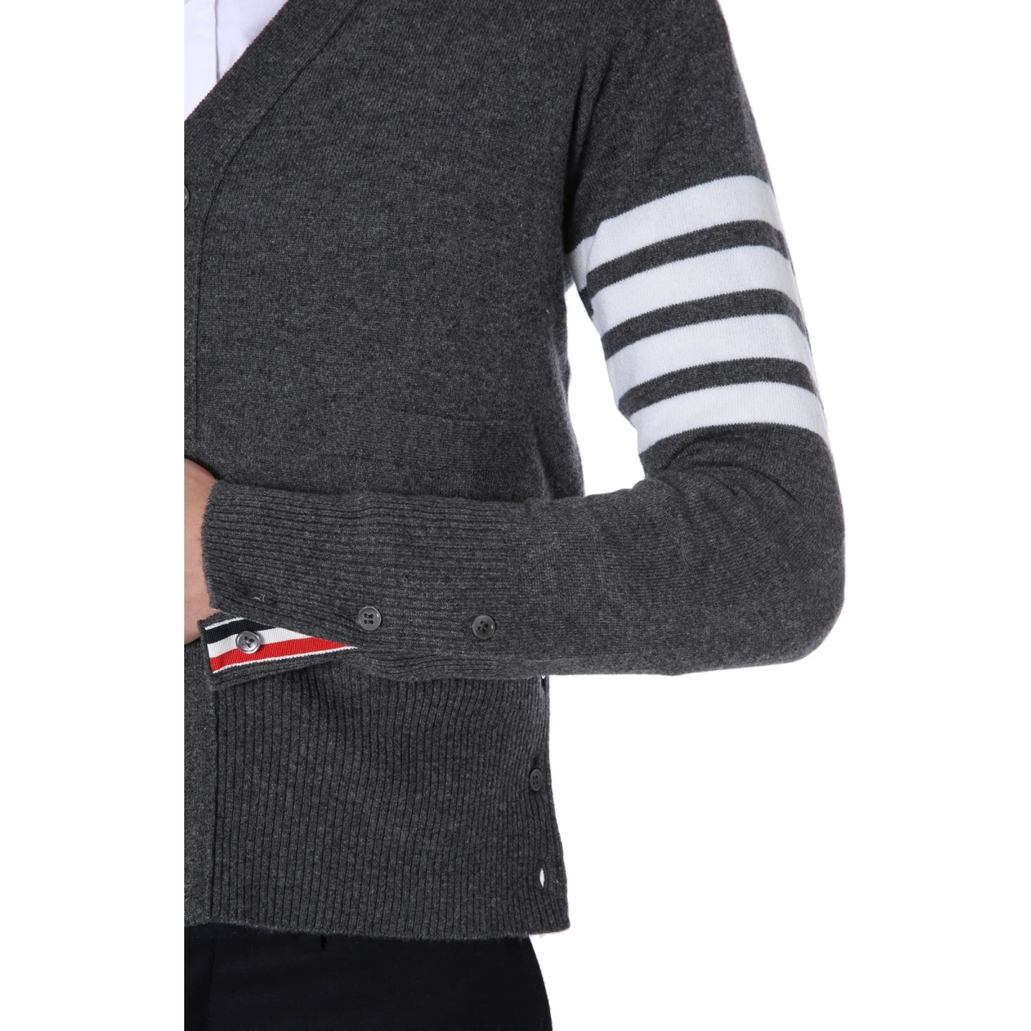 V-NECK CARDIGAN
