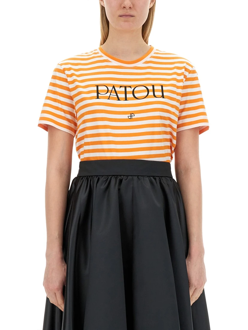 T-SHIRT WITH LOGO