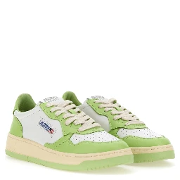 MEDALIST LOW SNEAKER