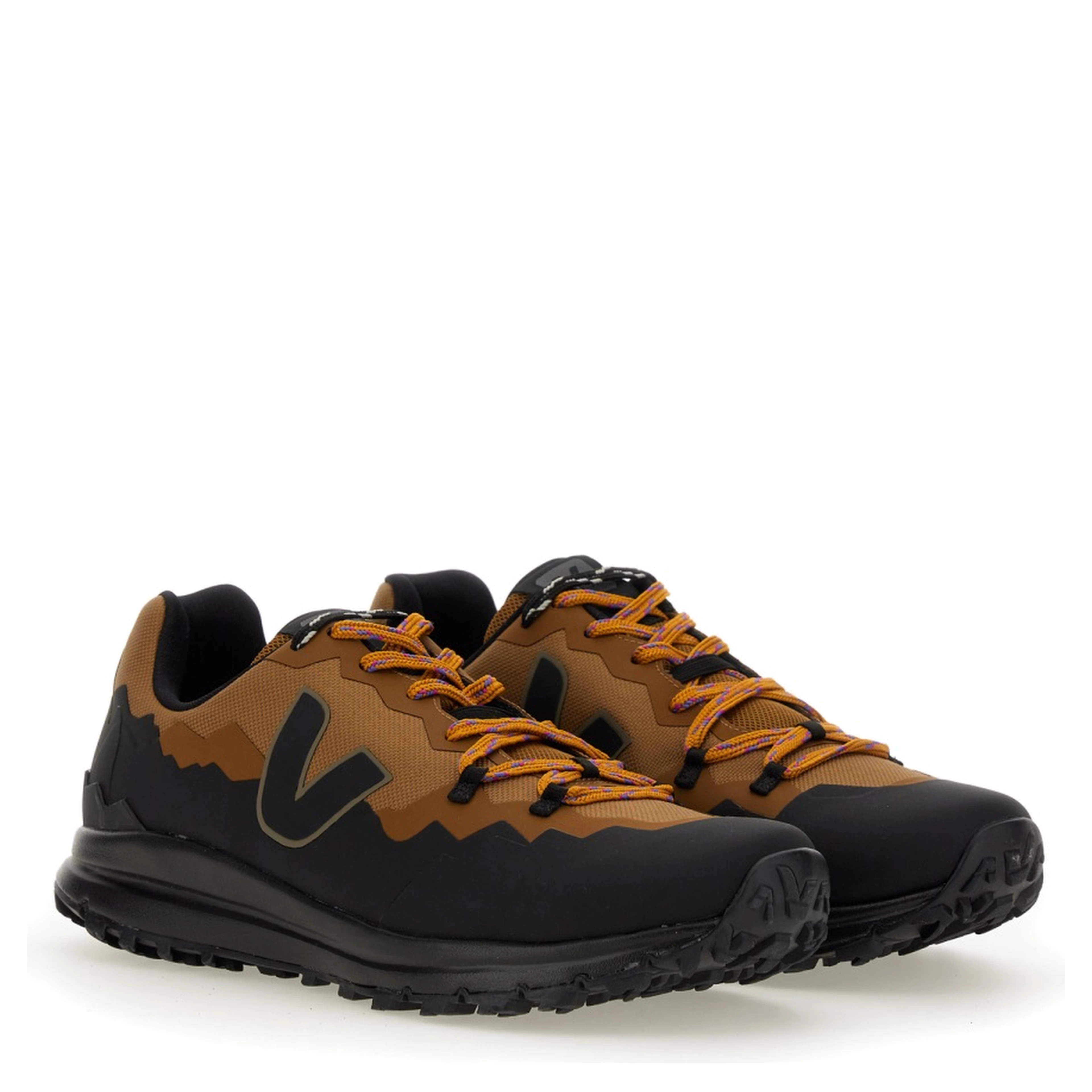 "FITZ ROY" TREK-SHELL SNEAKER