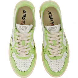 MEDALIST LOW SNEAKER