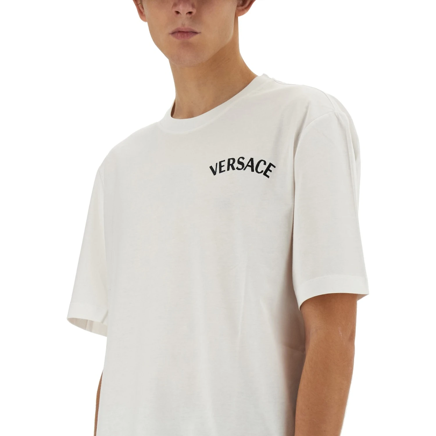 T-SHIRT WITH LOGO