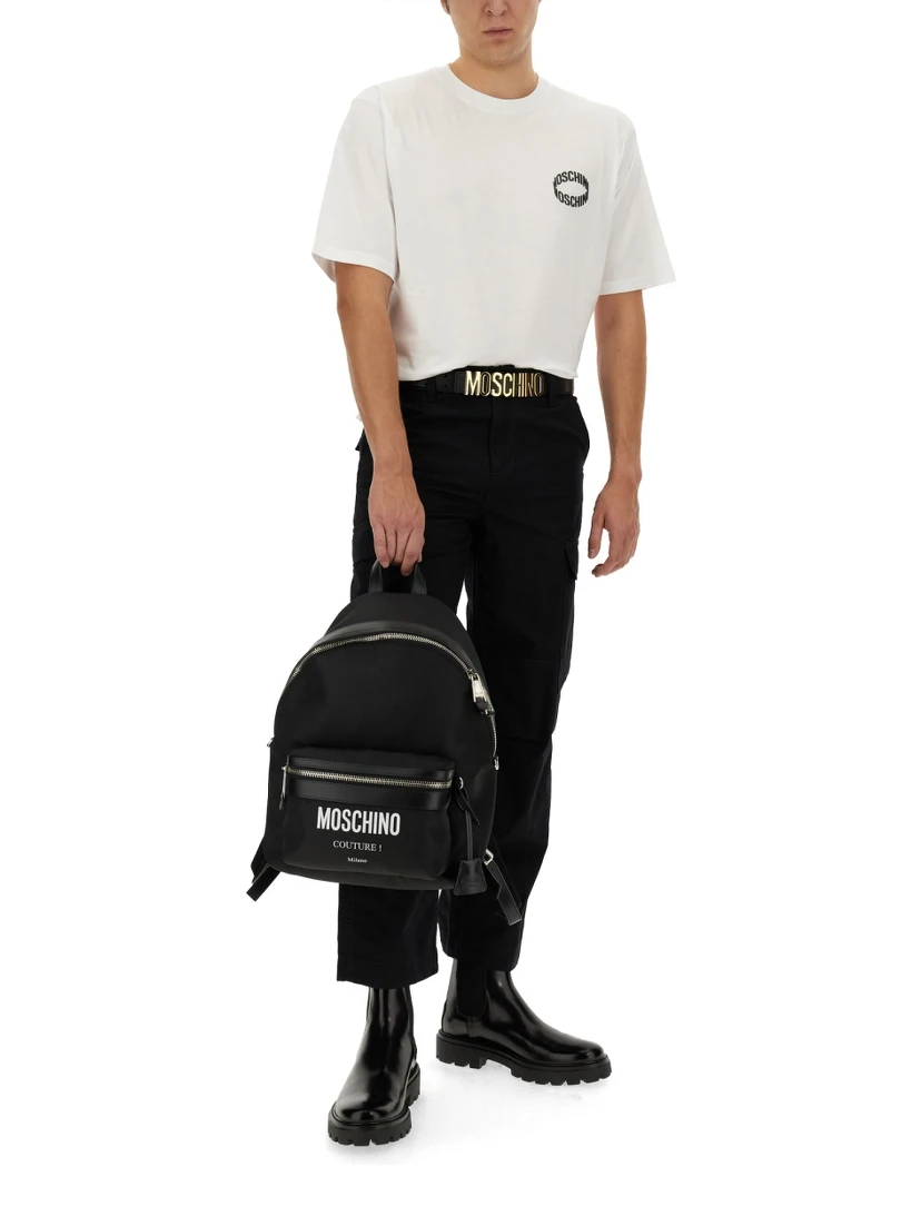 T-SHIRT WITH LOGO