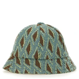 HAT WITH PRINT
