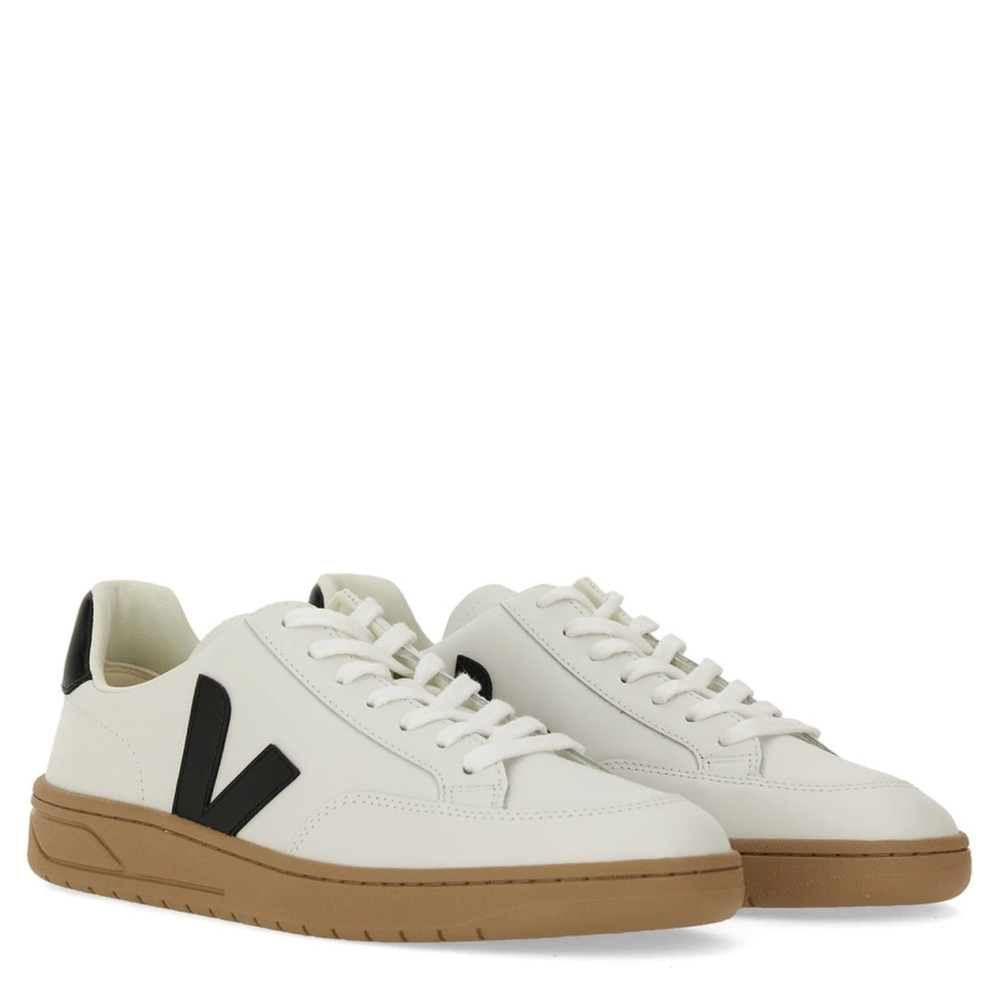 SNEAKER "V-12"