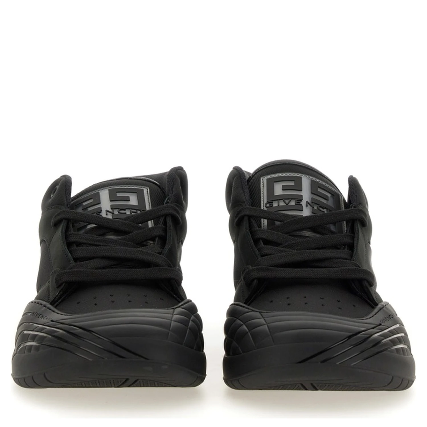 SKATE SNEAKER