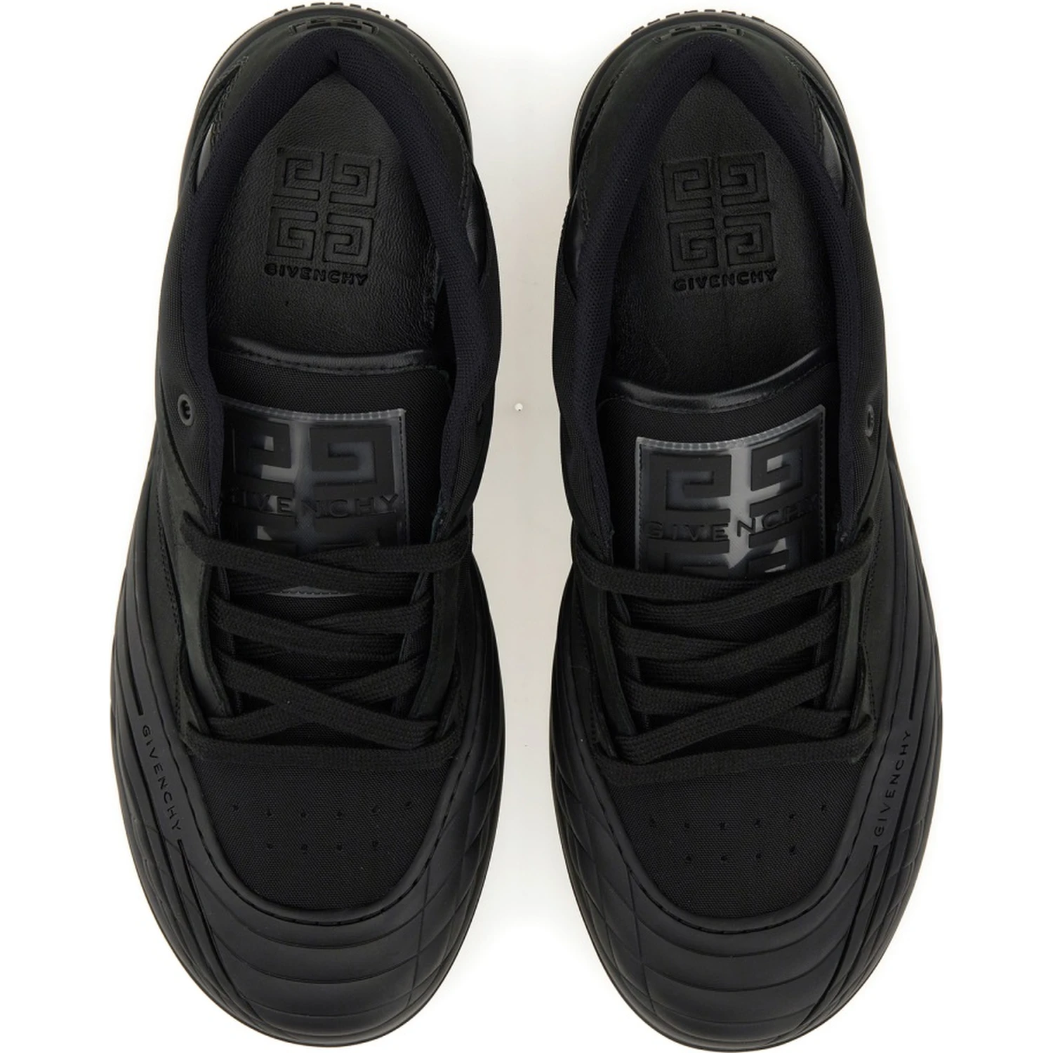 SKATE SNEAKER