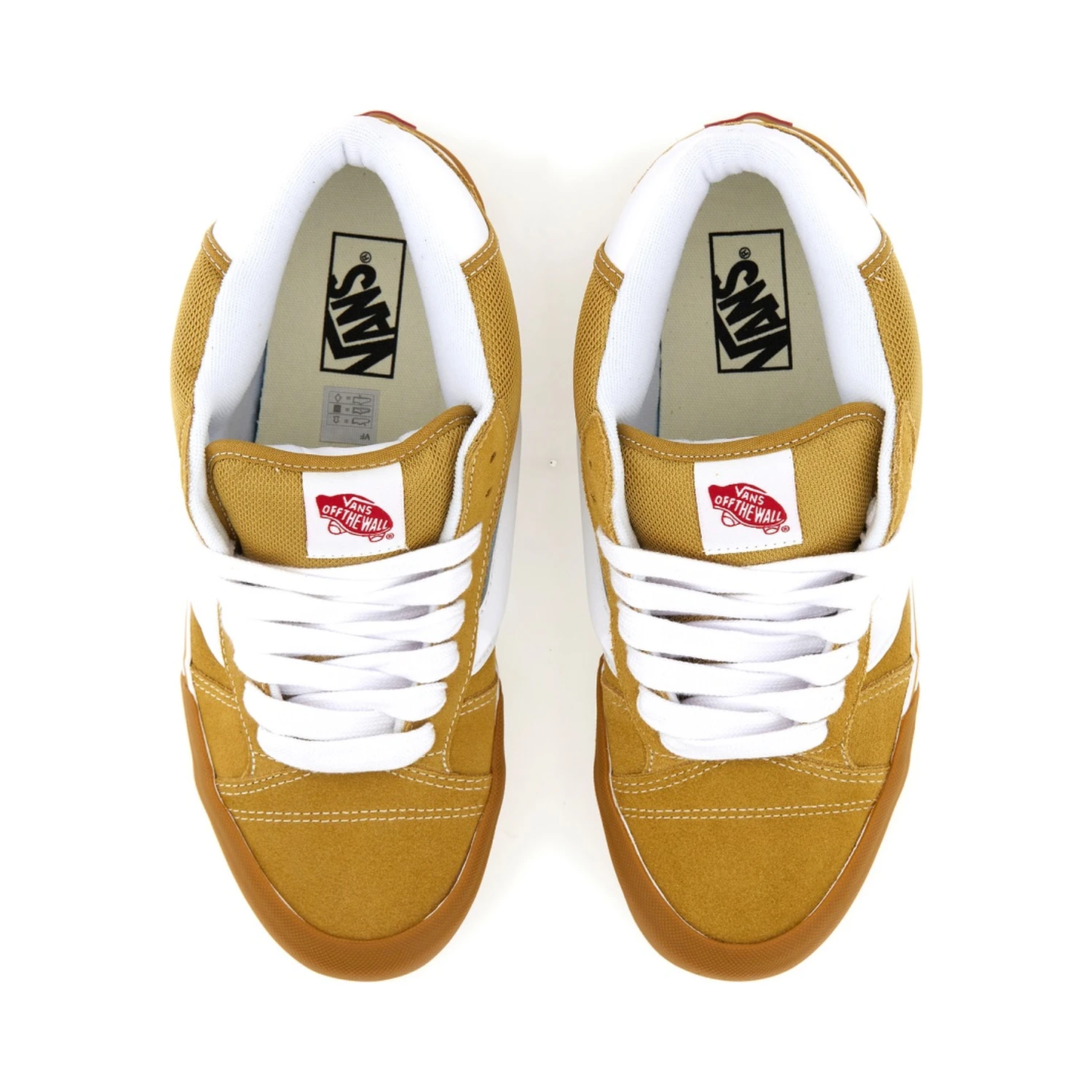 حذاء رياضي "KNU MID"