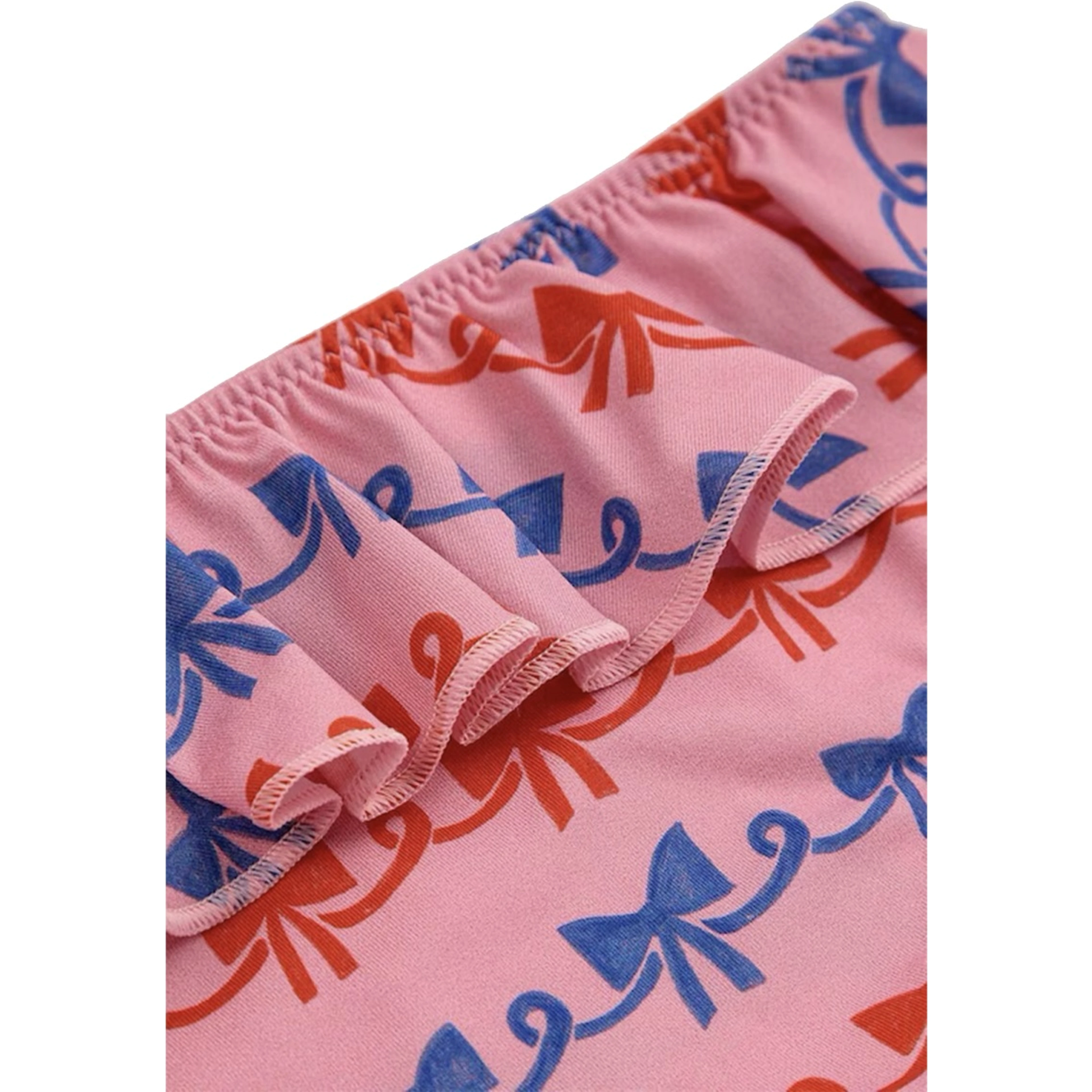 زي "الأشرطة"