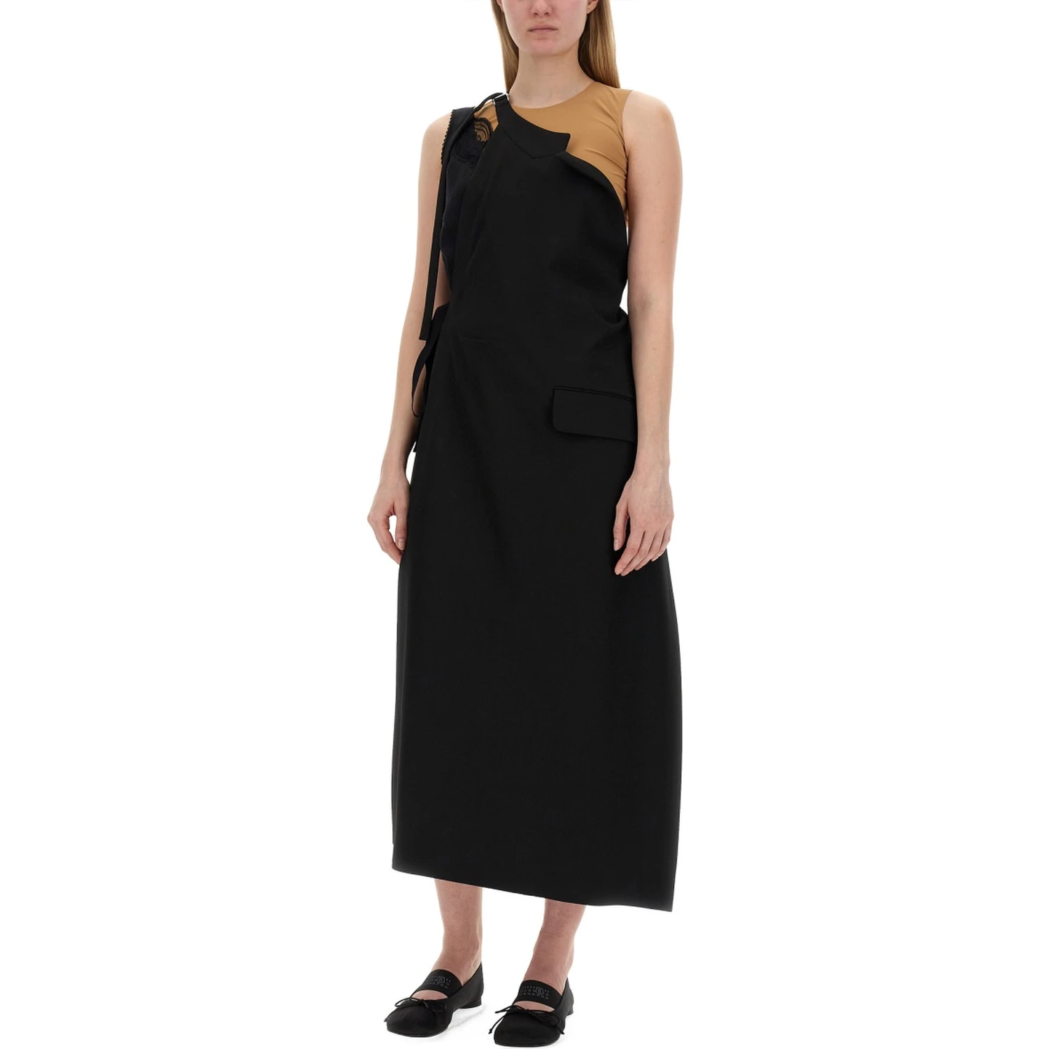 ASYMMETRICAL TOP