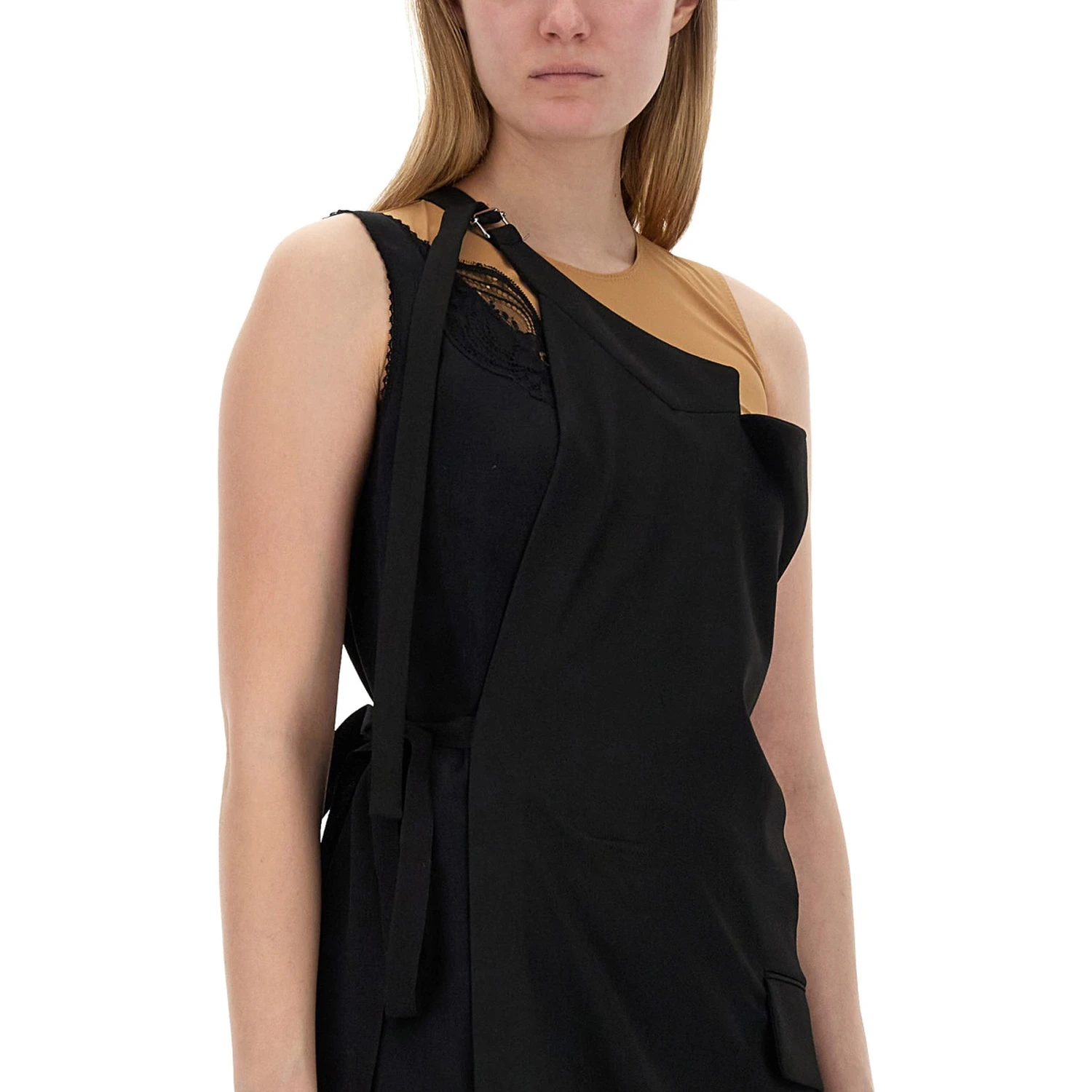 ASYMMETRICAL TOP