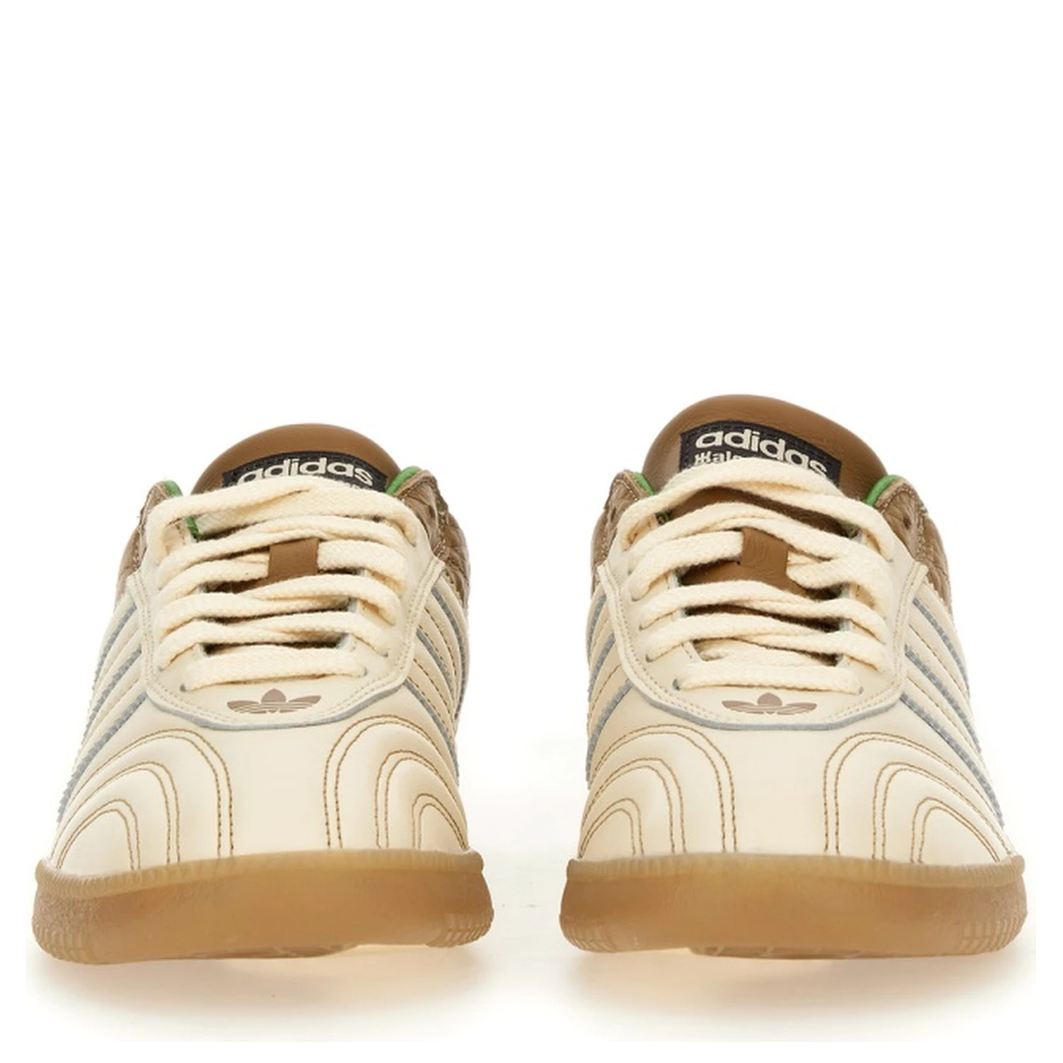 SAMBA SNEAKER.