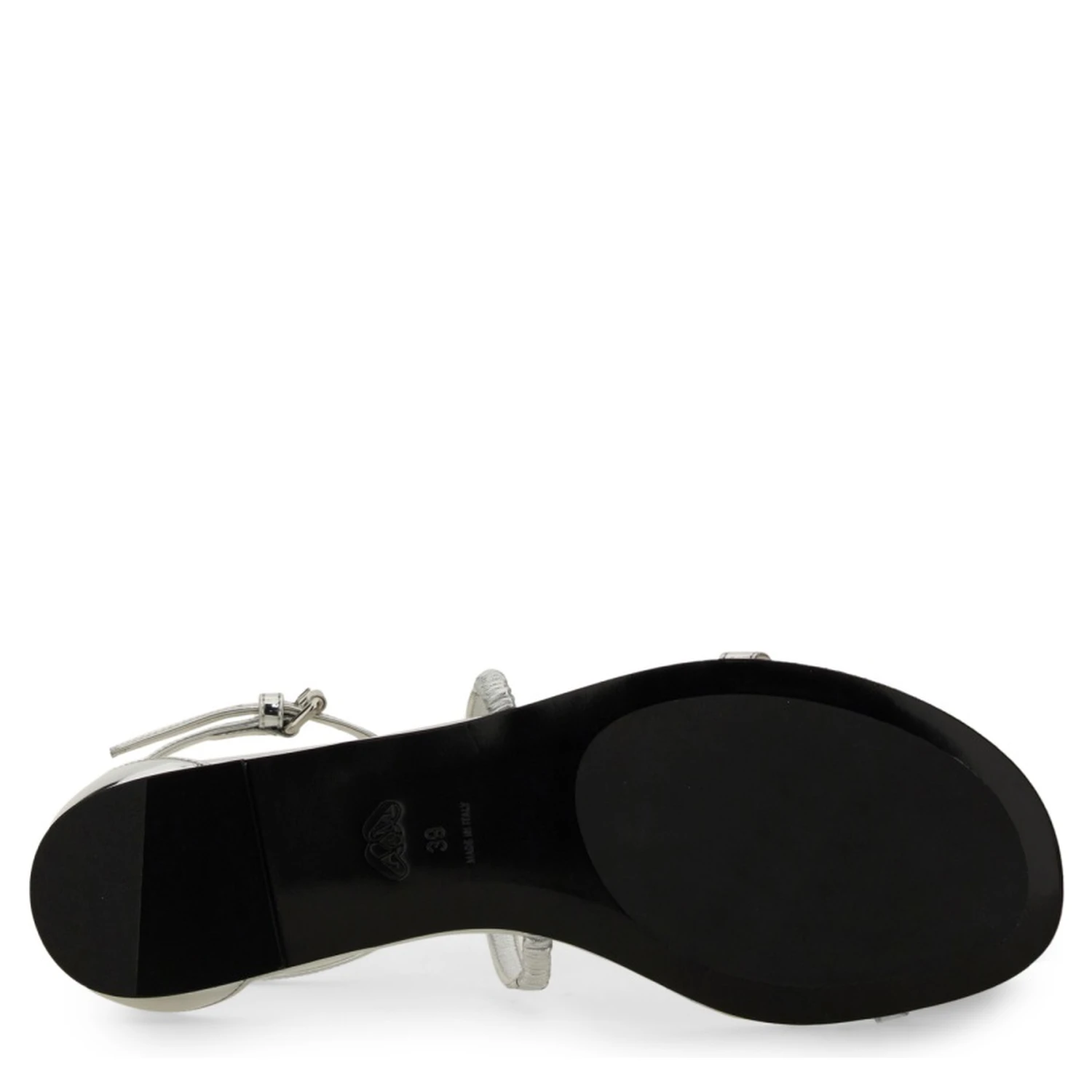 STRAPPY SANDAL