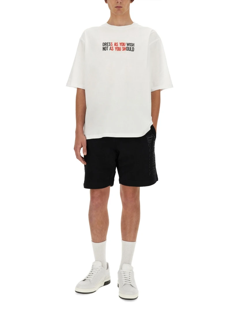 T-SHIRT WITH LOGO