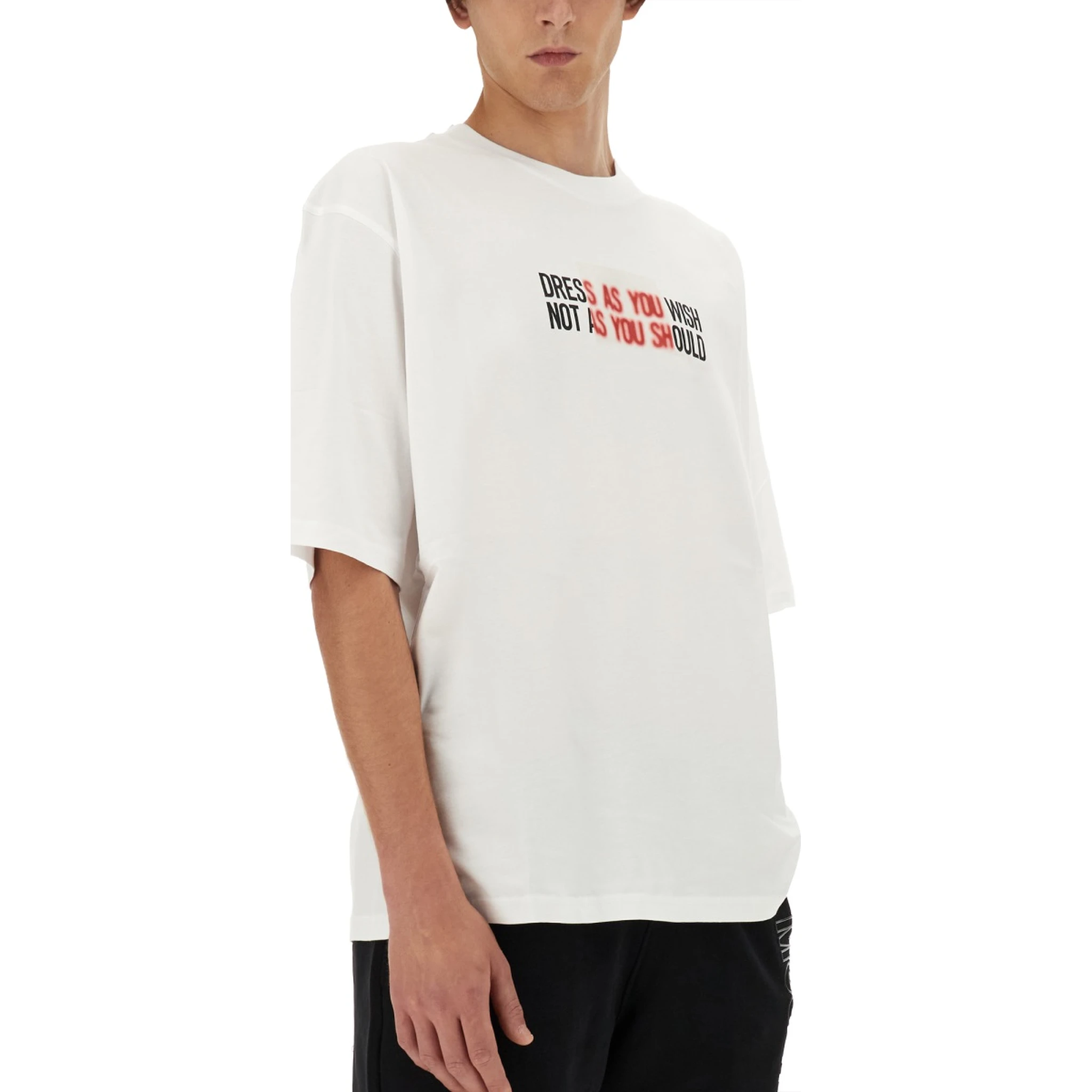 T-SHIRT WITH LOGO