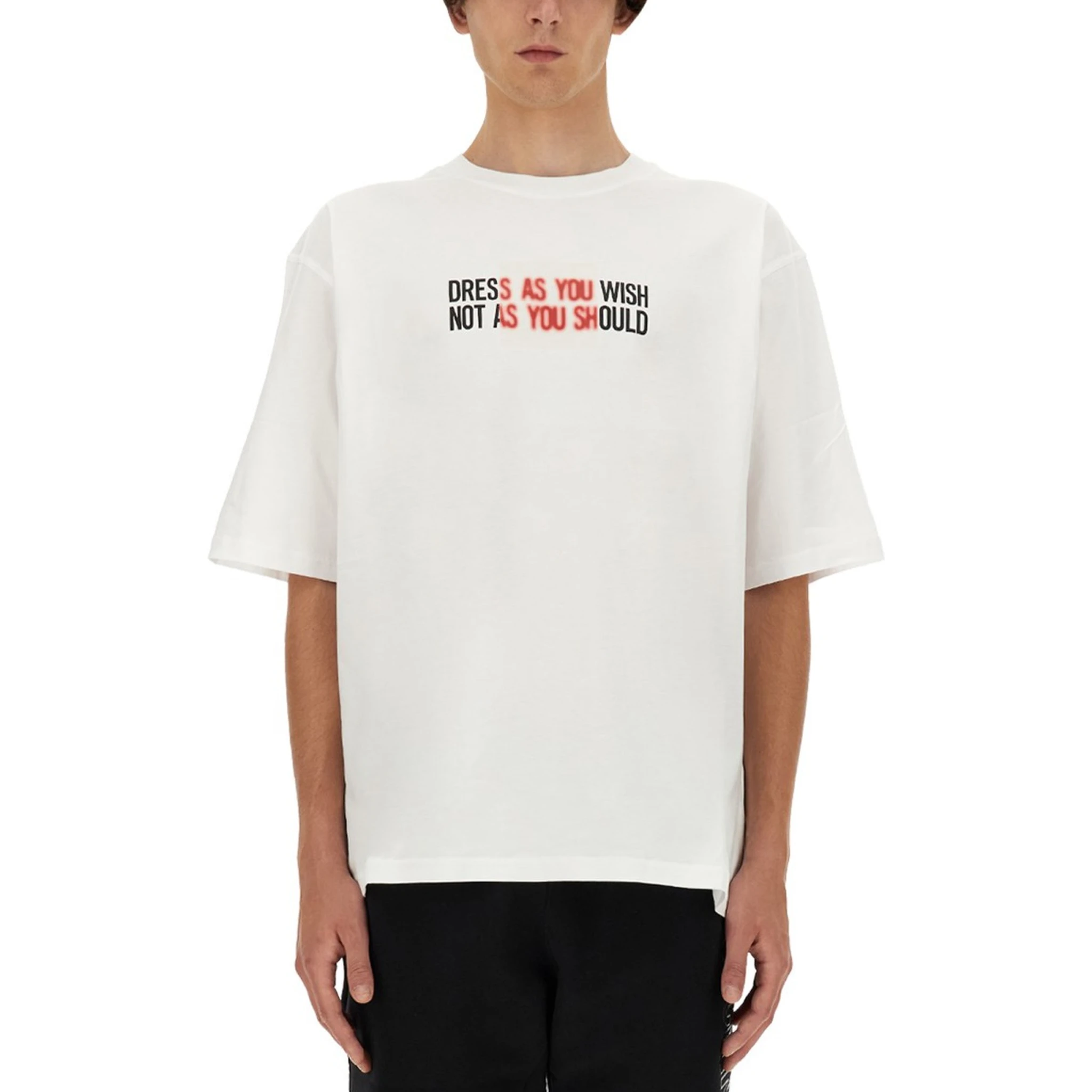 T-SHIRT WITH LOGO