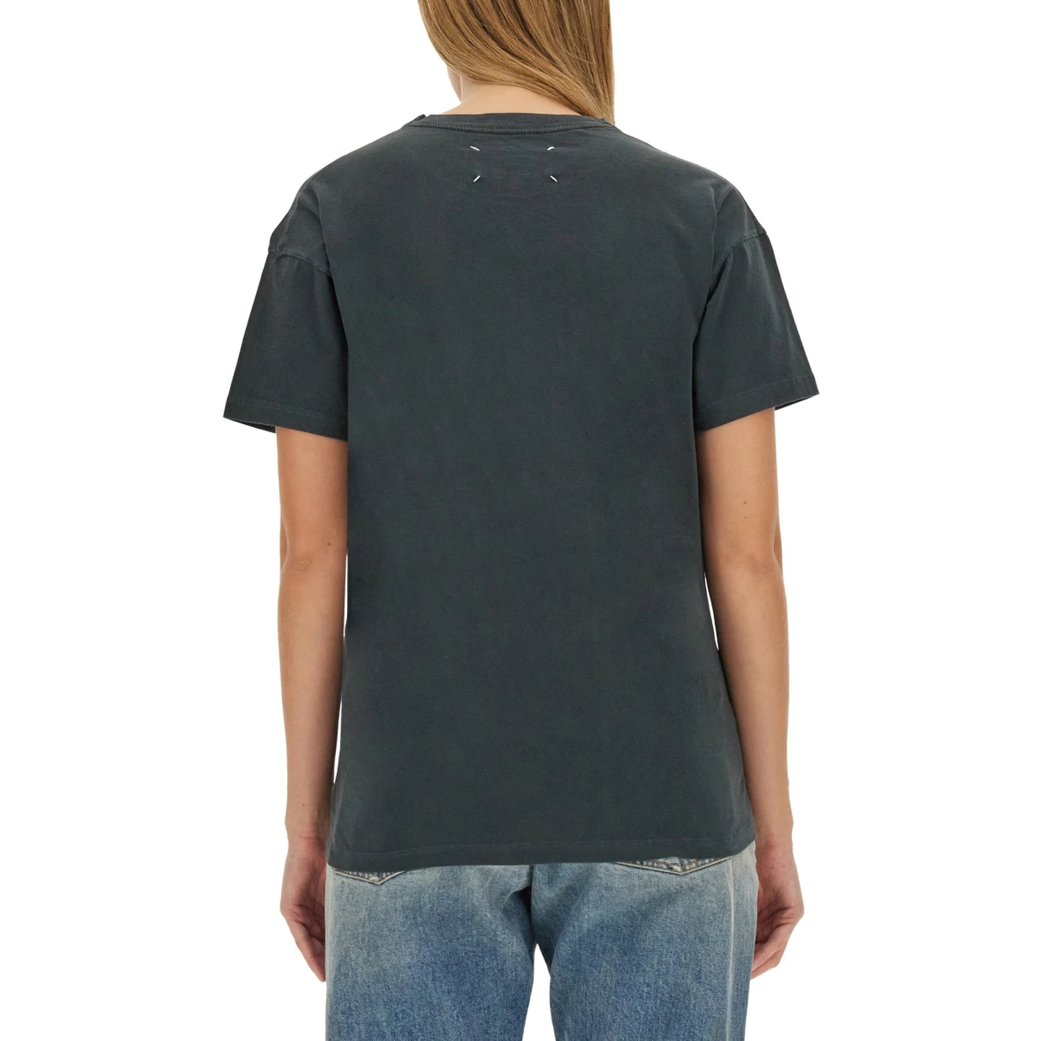 T-SHIRT WITH LOGO