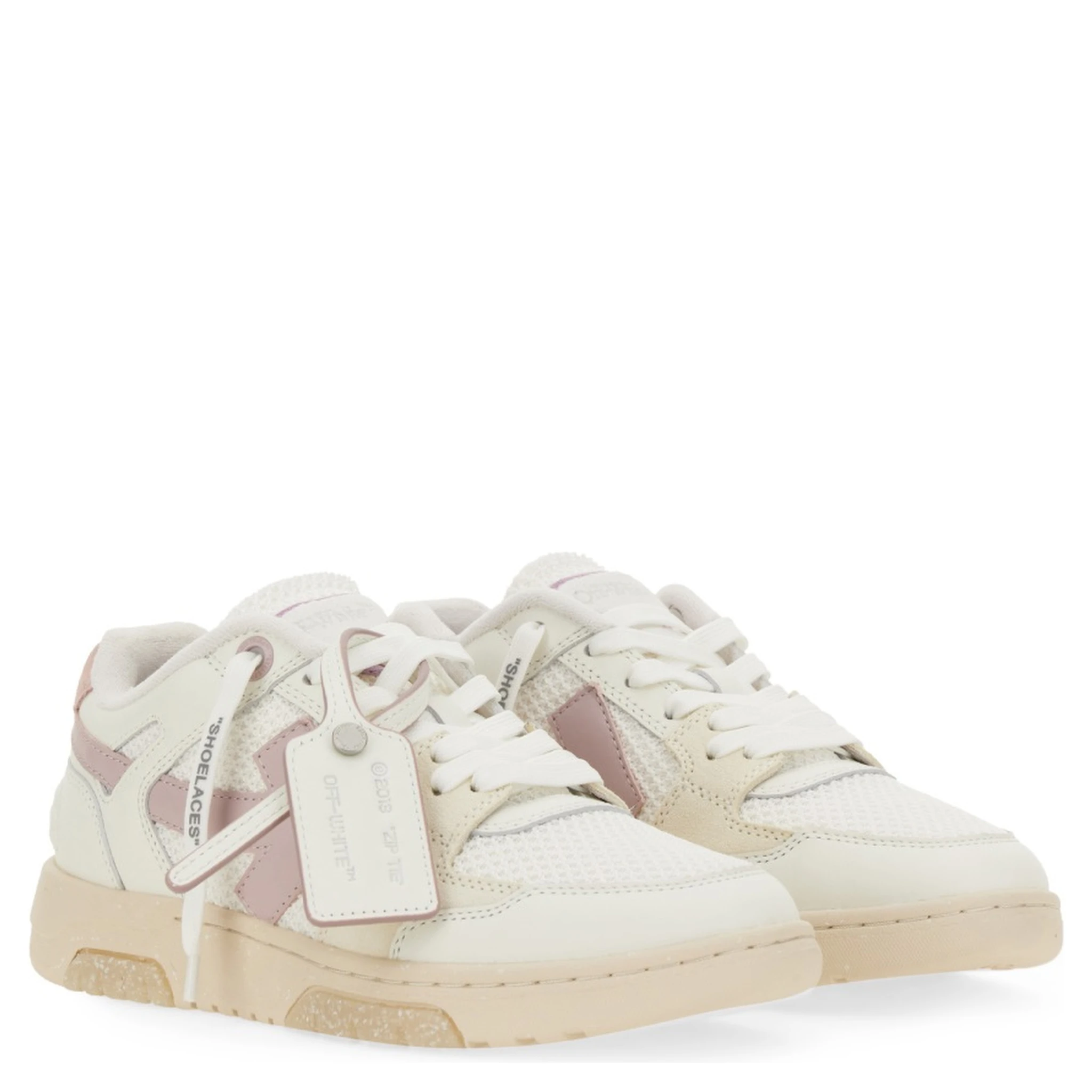 SNEAKER OUT OF OFFICE