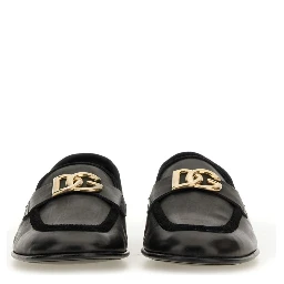 LOAFER WITH LOGO