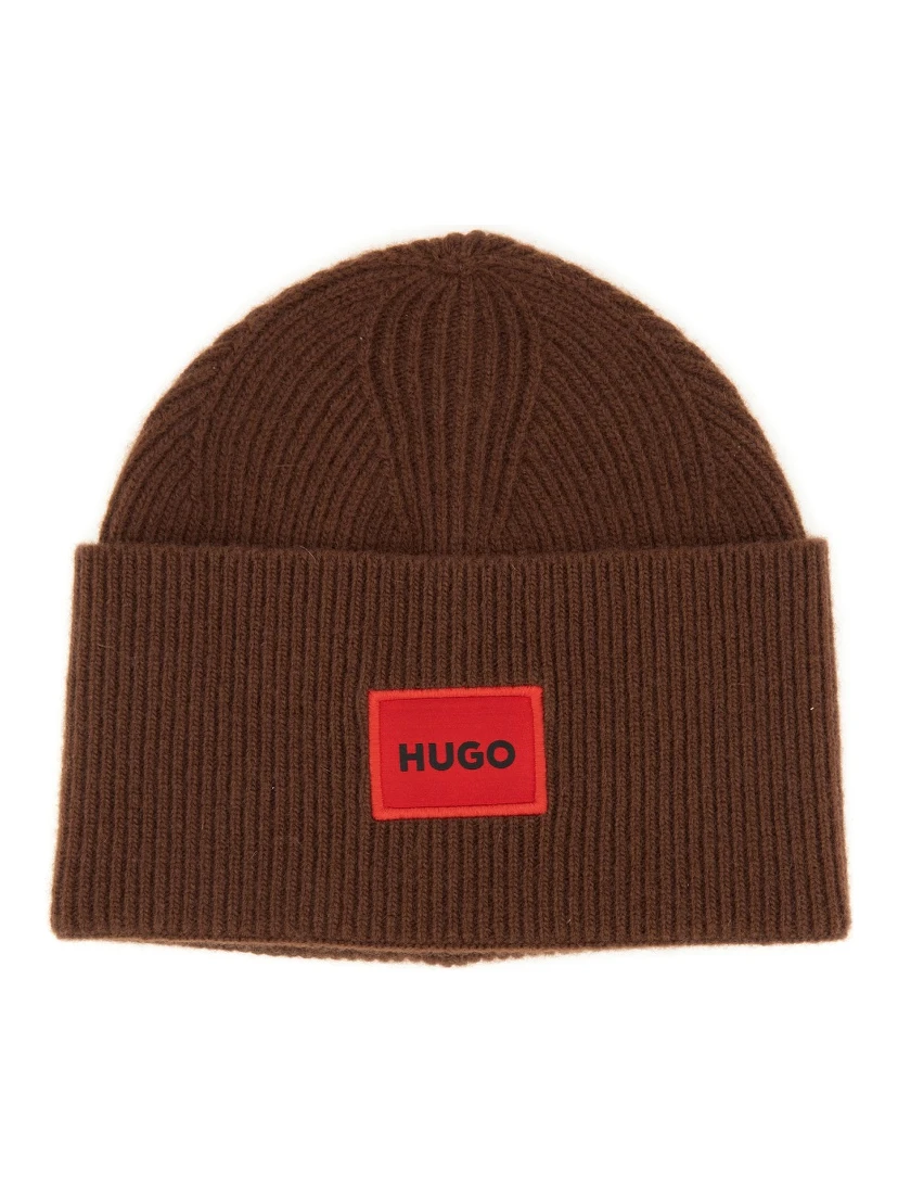 BEANIE HAT WITH LOGO