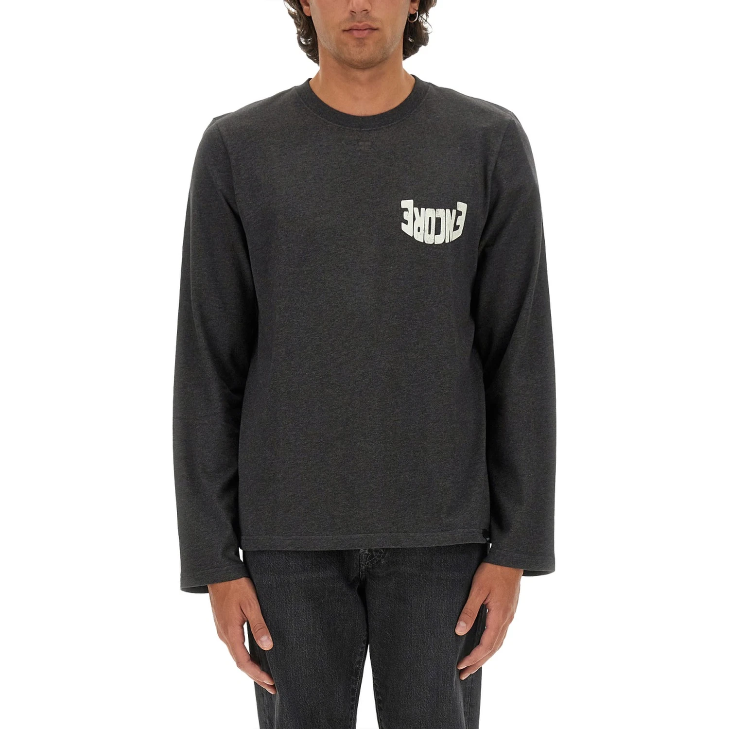 T-SHIRT WITH LOGO