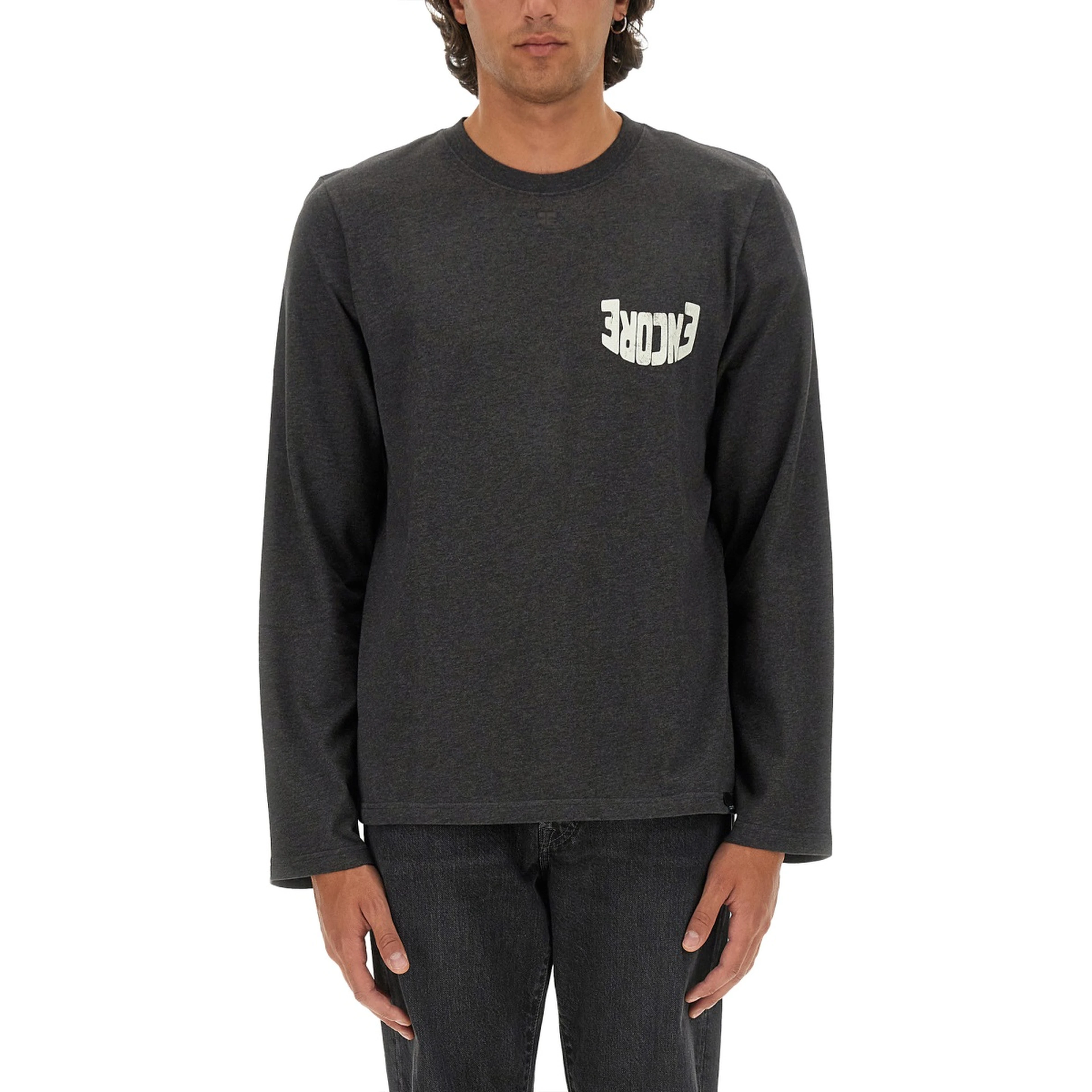 T-SHIRT WITH LOGO