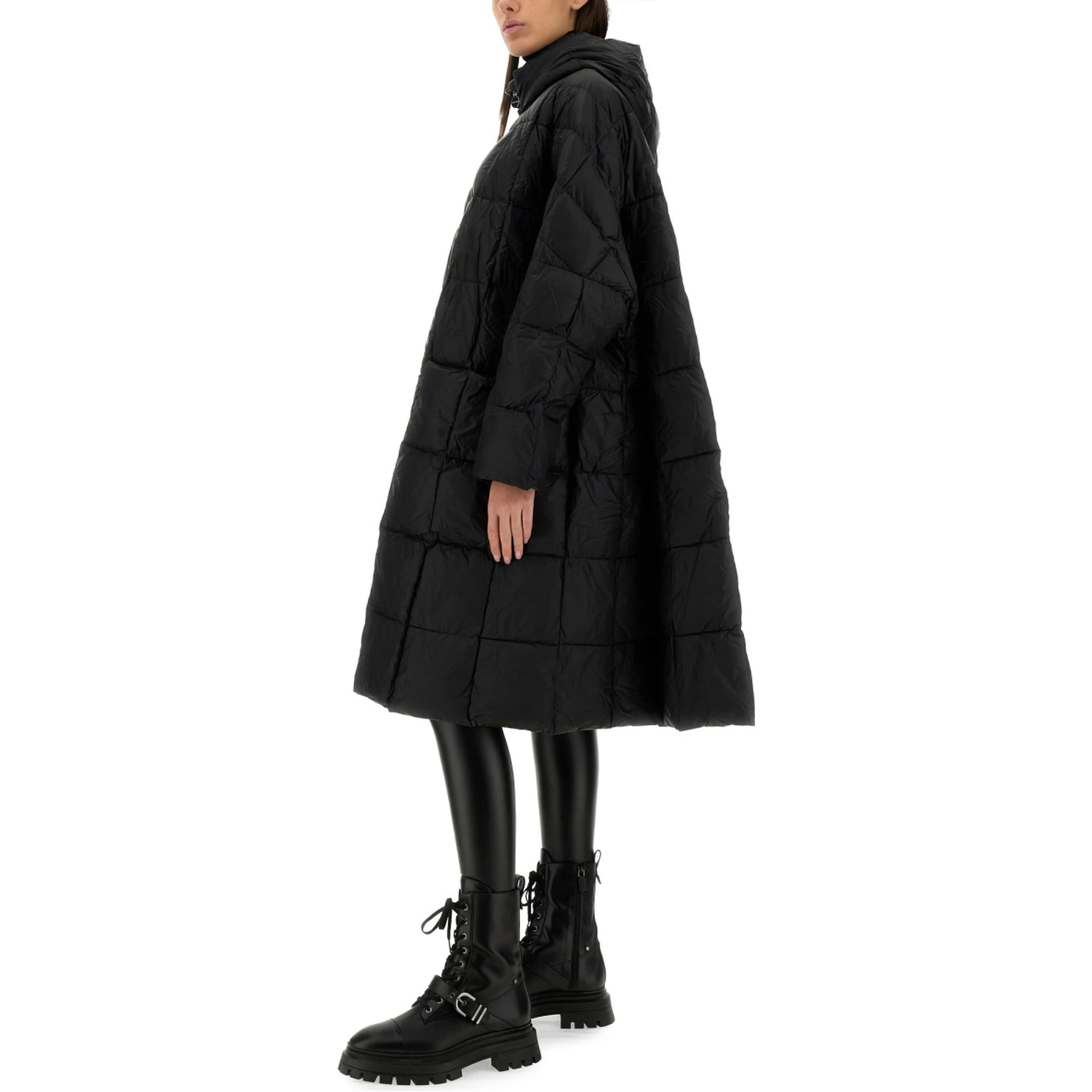 LONG DOWN JACKET "PYRAMID"