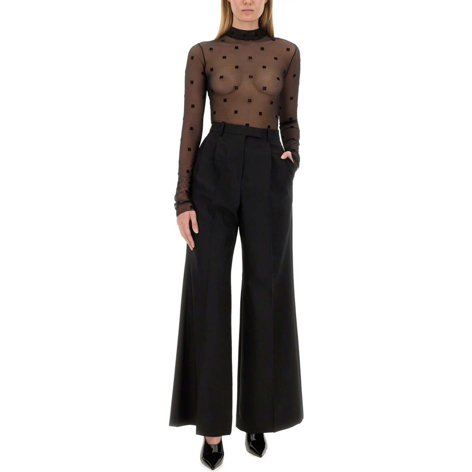 PANTSUIT