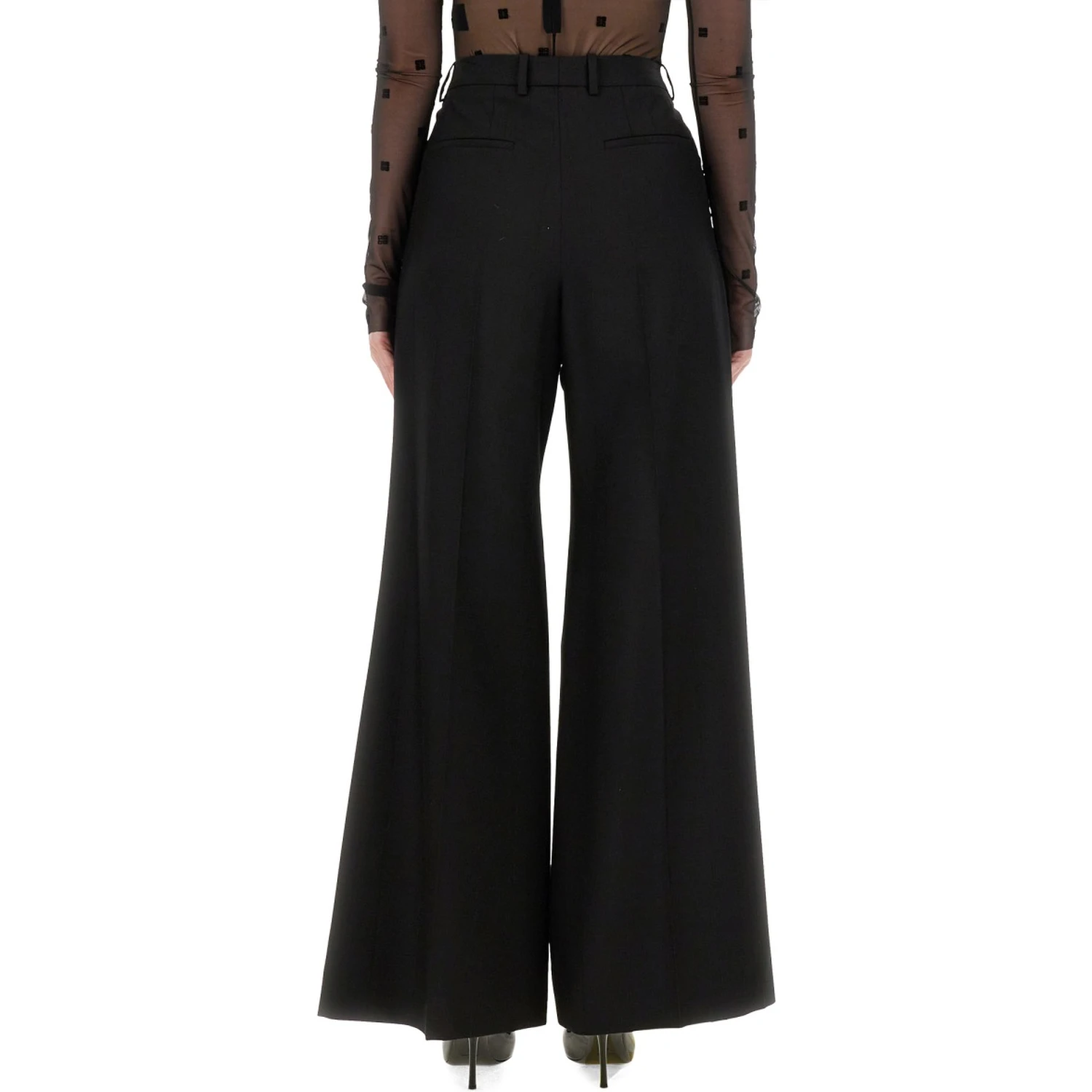 PANTSUIT