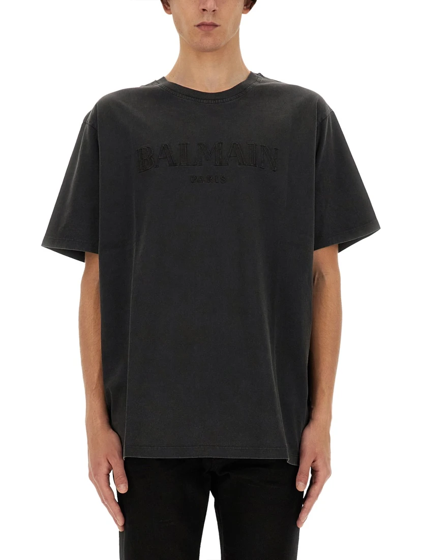 T-SHIRT WITH LOGO