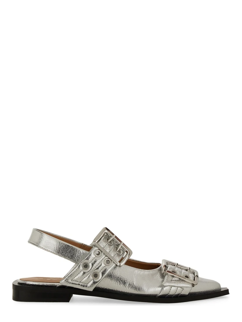 BALLERINA WITH BUCKLE