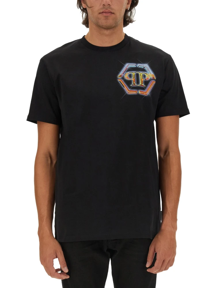 T-SHIRT WITH LOGO