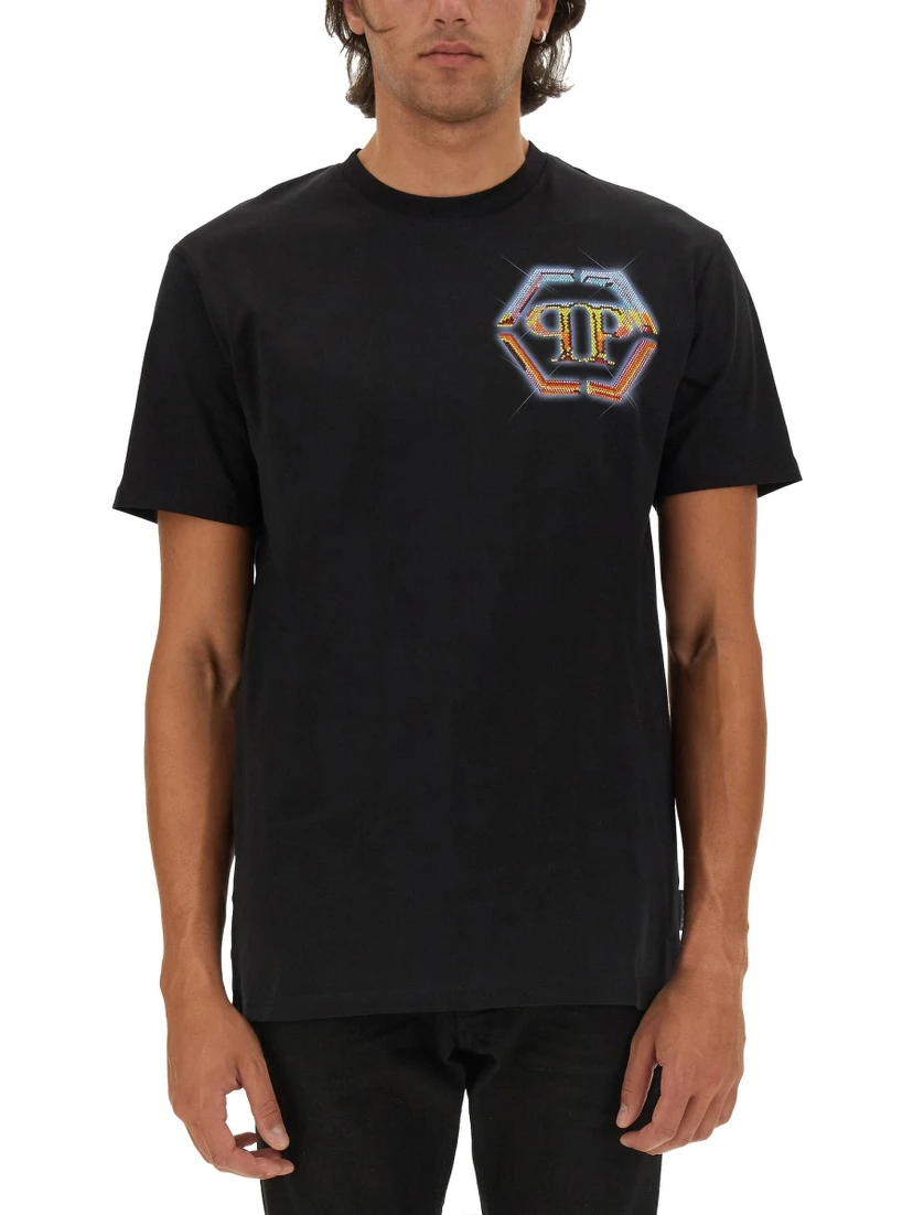T-SHIRT WITH LOGO
